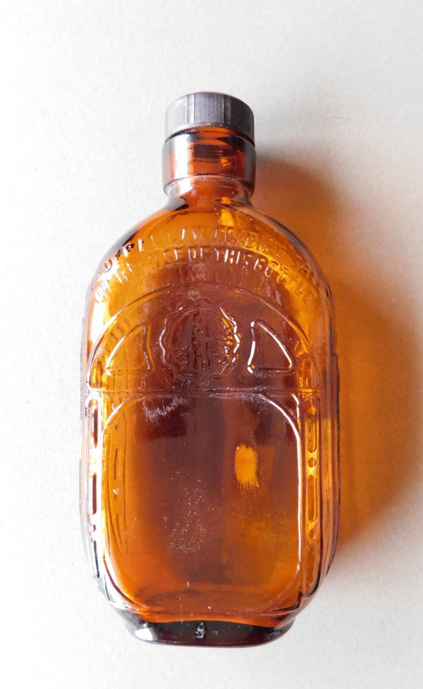 Dixie Dew Bourbon Whiskey Bottle - Half Pint embossed brown glass vintage empty