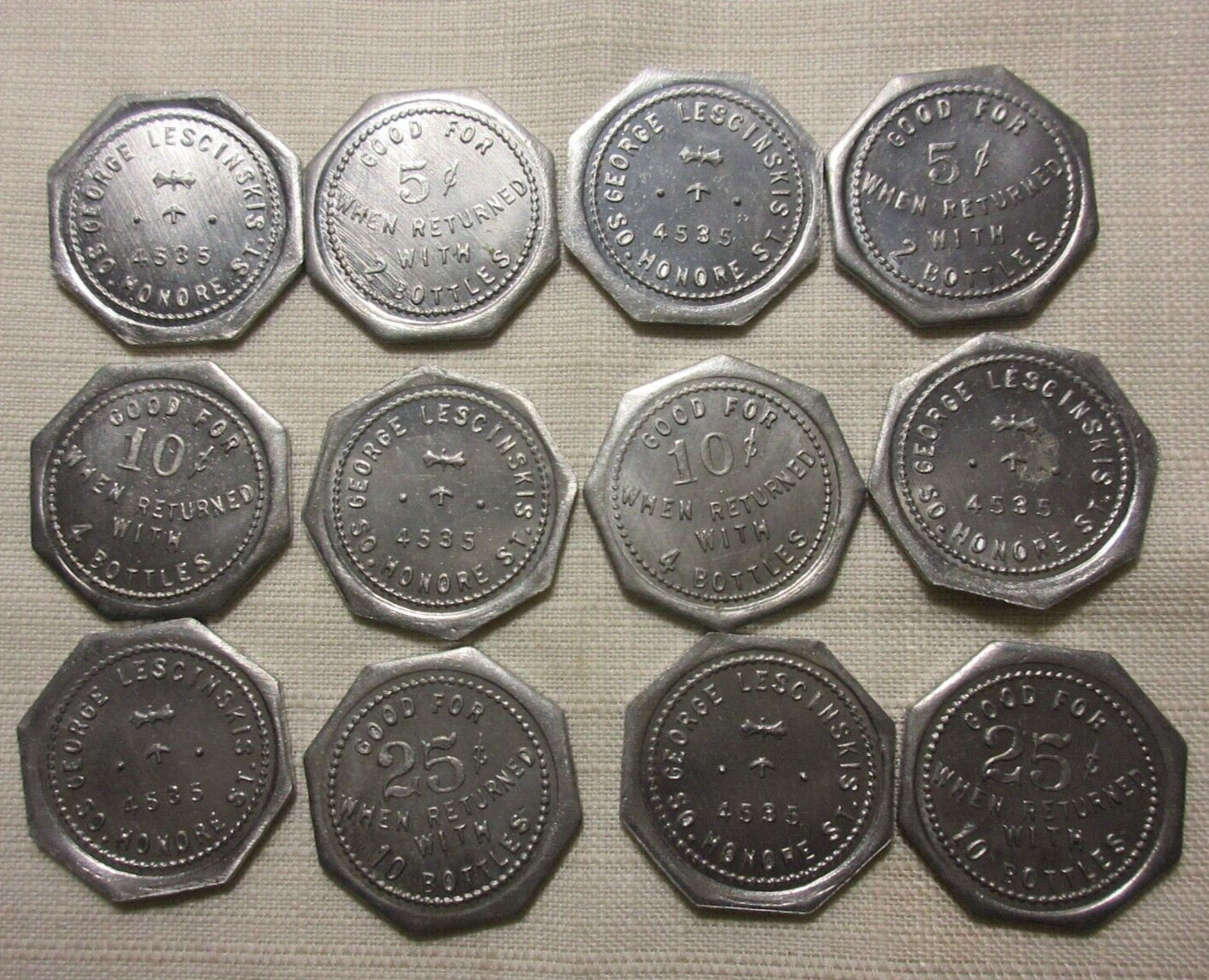 12 SALOON TOKENS ( CHICAGO IL ) G LESCINSKIS ~ GF 5 10 & 25  w/ 2 BOTTLES 4 SETS