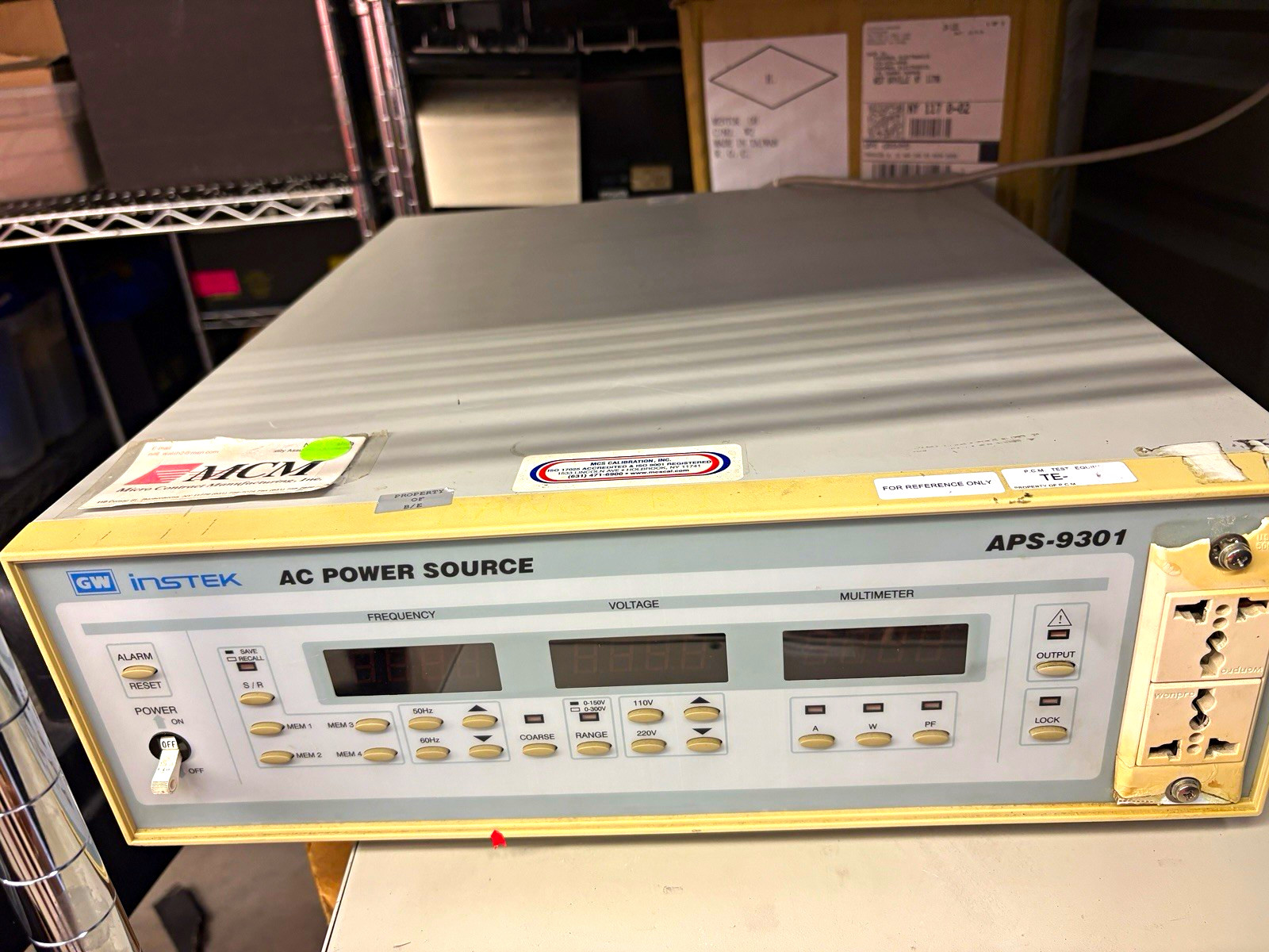 GW Instek APS-9301 1000VA AC Power Source 300V 30A 1 Output SMPS