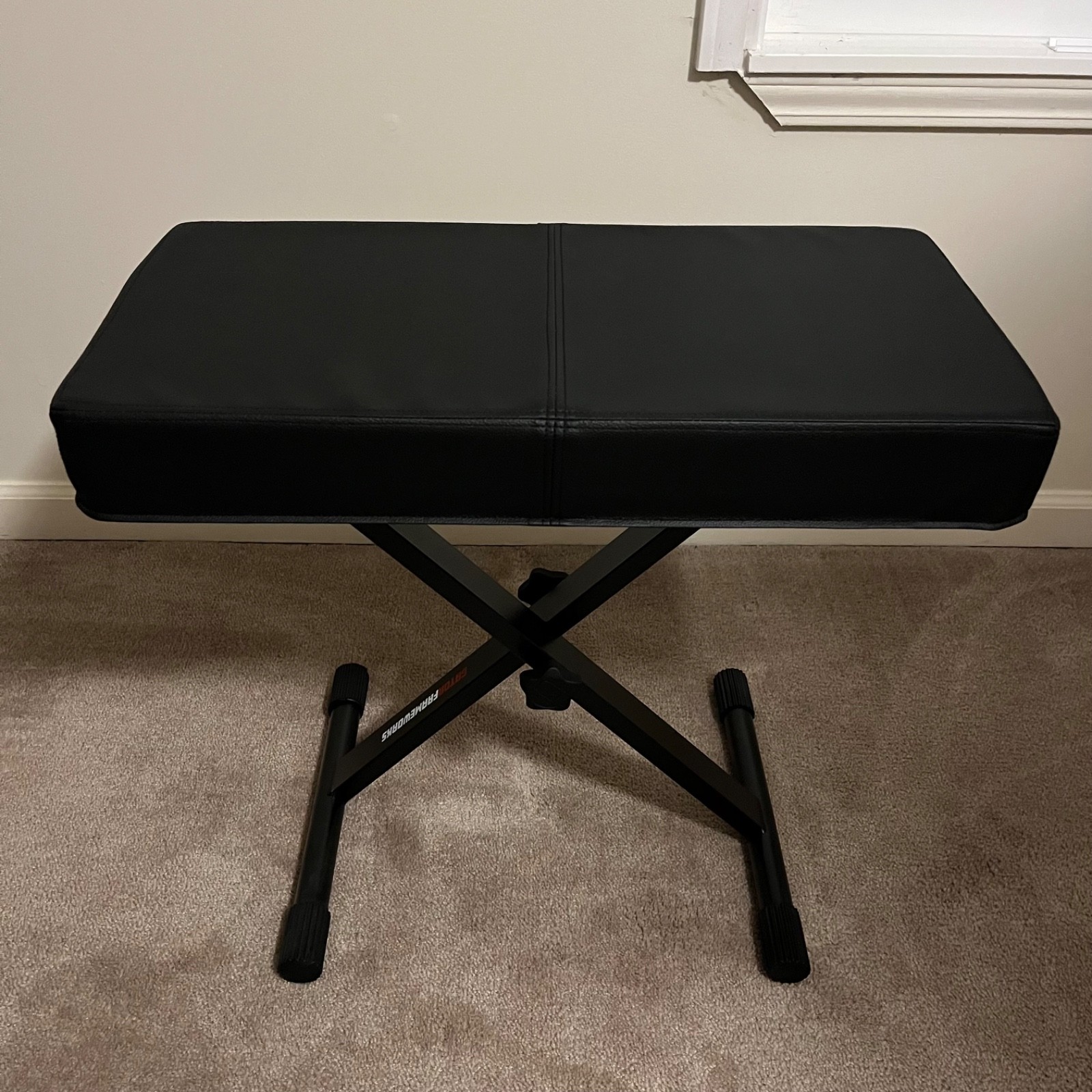 Gator Frameworks GFW-KEY-BNCH-1 Deluxe Keyboard Bench Open Box