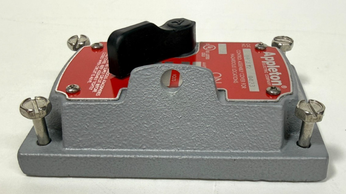 APPLETON EDSF12 + EFSFR1Q + EDS271 = EDS2129 20A Explosionproof Switch Assembly