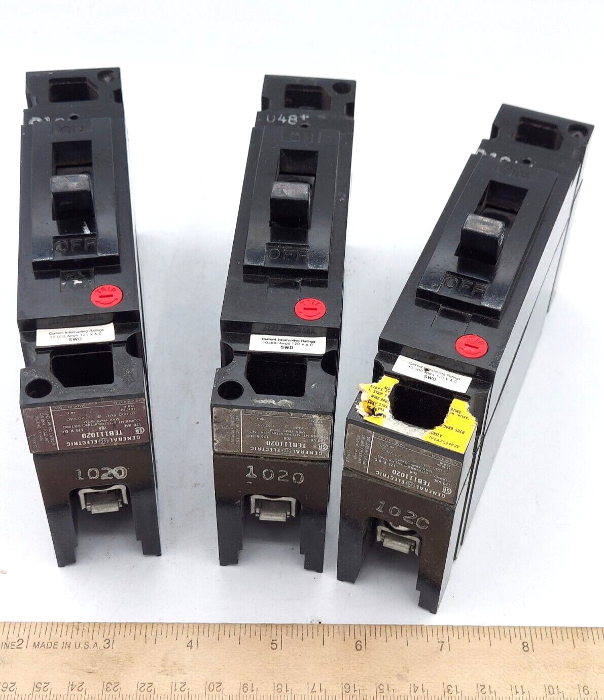 *LOT OF 3* GE TEB111020 Circuit Breaker 20A 120VAC General Electric VERY CLEAN
