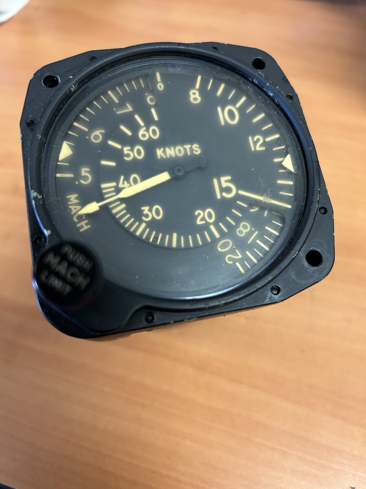 Authentic U.S. Kollsman Learjet Airspeed & Mach Number Indicator S/N 4184
