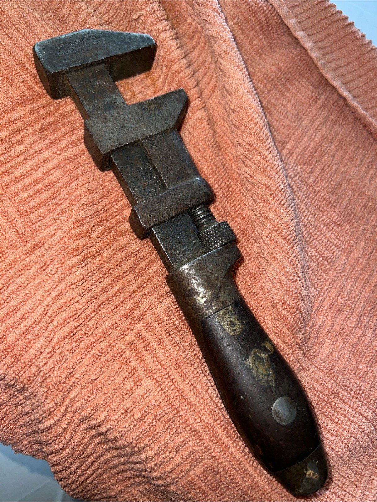 NYS UNDER L. COES WRENCH CO. ADJUSTABLE MONKEY WRENCH  8- 1/4" MASS. USA