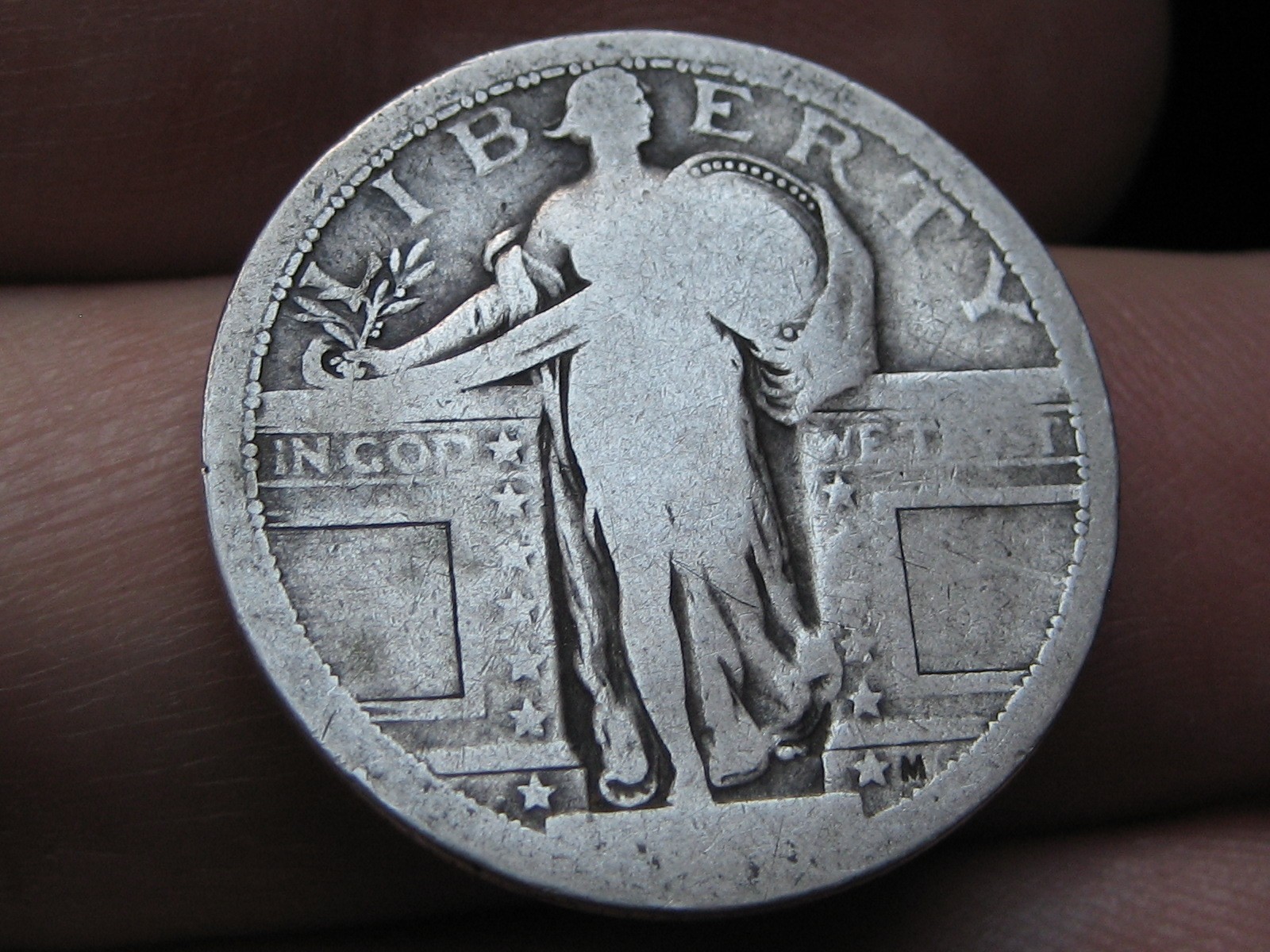 Dateless Silver Standing Liberty Quarter, Type 1 Variety Minted in 1916 and 1917