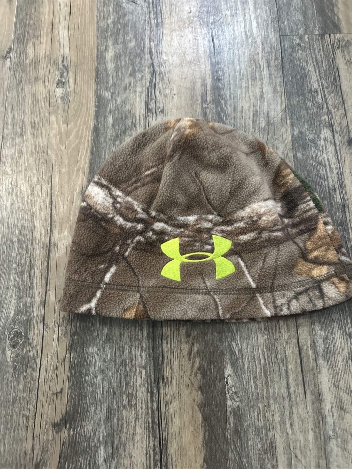 Under Armour Scent Control Youth Camo Hat. Size Large