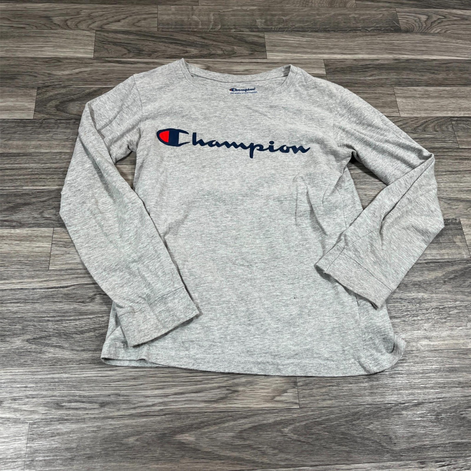 CHAMPION Graphic Crew Neck Long Sleeve Gray Pullover Shirt Boy's Size Medium