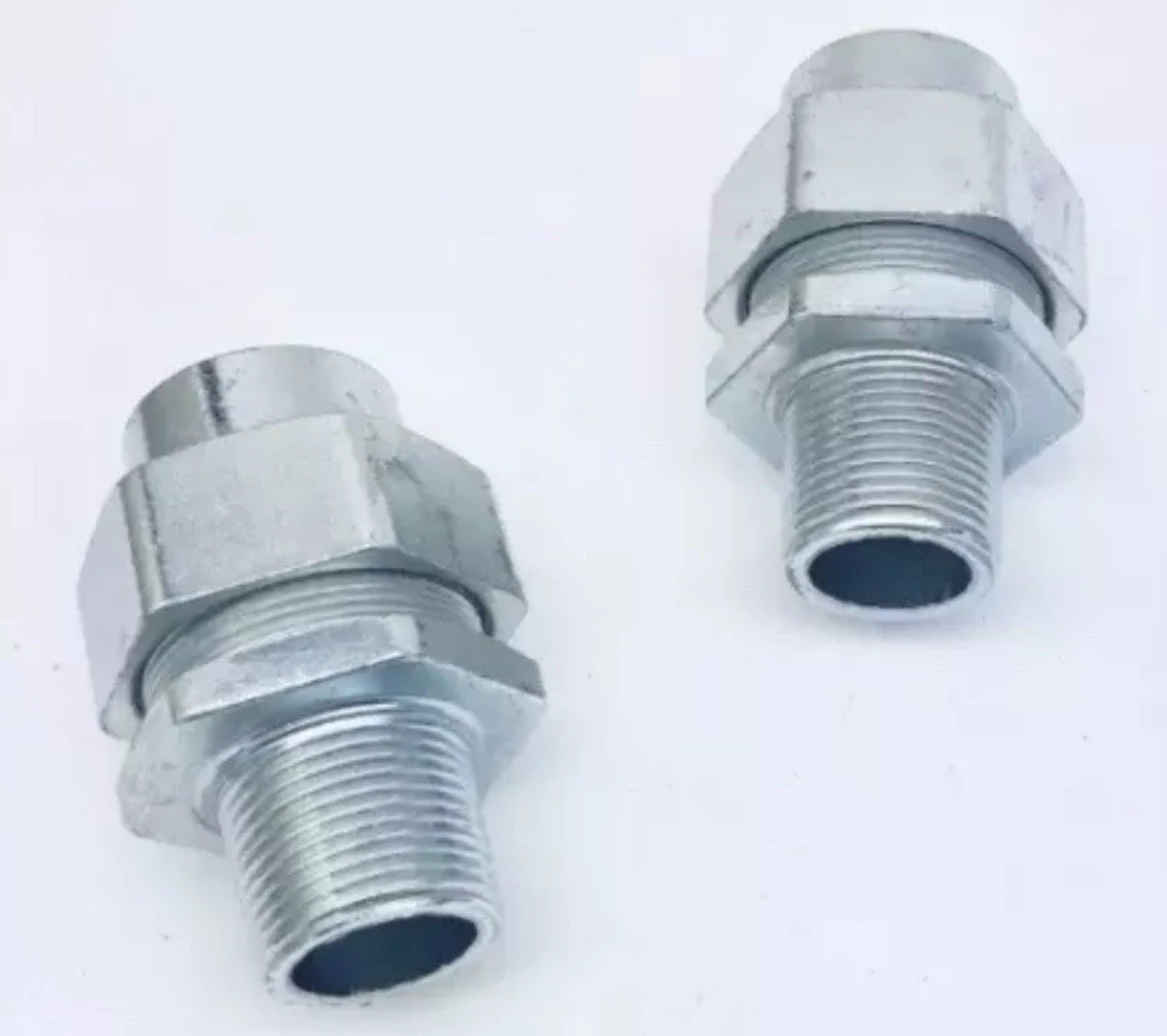 Pack of 10 - Eaton Crouse-Hinds Series UNY205 3/4" Male Union Fitting. Free Ship