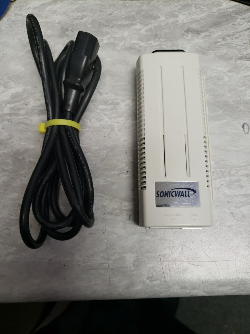 SonicWALL GigaBit PoE Injector free ship