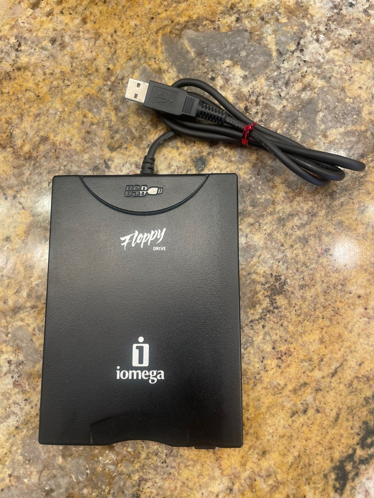 Iomega YD-8U10 External USB Floppy Disk Drive