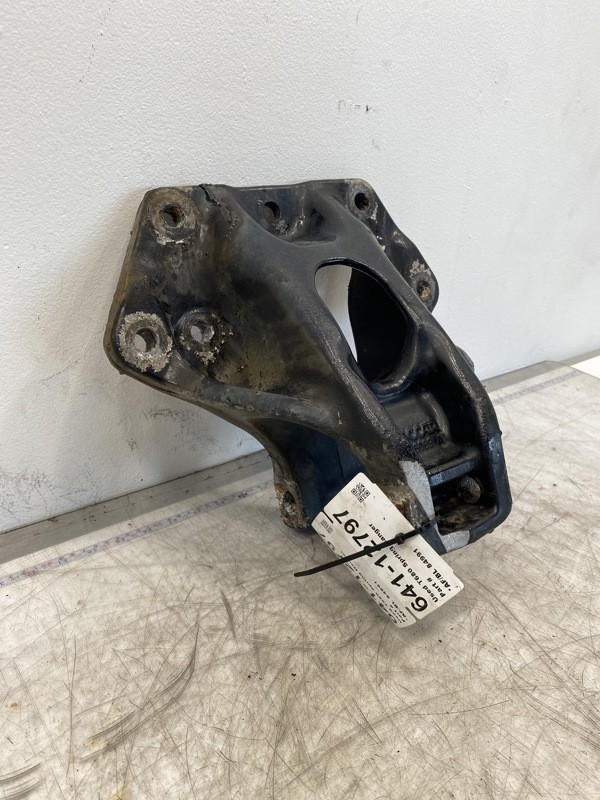 2018 Kenworth T680 Suspension Bracket C116089 (641-12797)