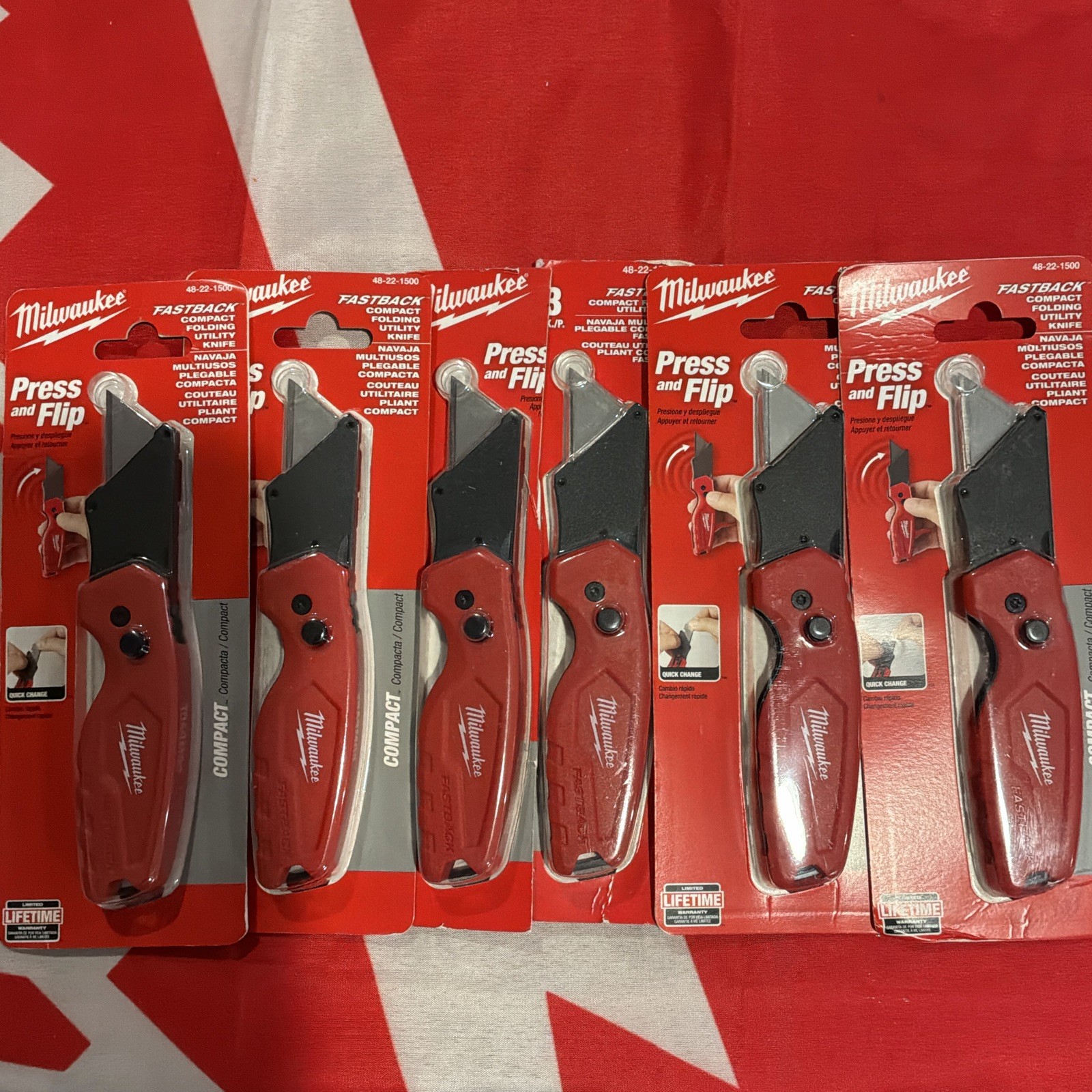 Milwaukee FASTBACK Compact Press & Flip Knife 48-22-1500 New in Original Packing