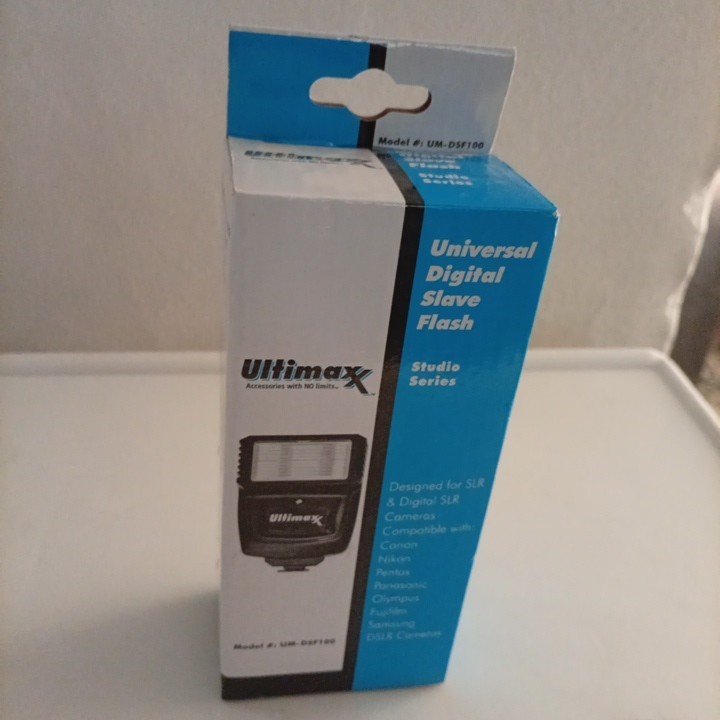 Ultimaxx UM-DSF100 Universal Digital Slave Flash New