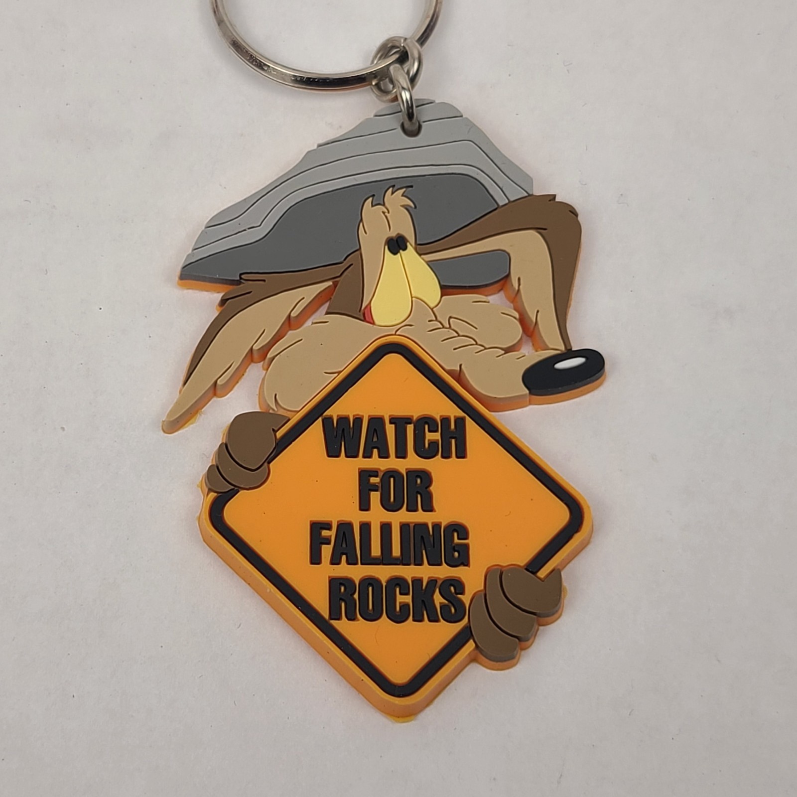 Wile E Coyote Vinyl Keychain Watch for Falling Rocks Road Runner 1996 Cartoon