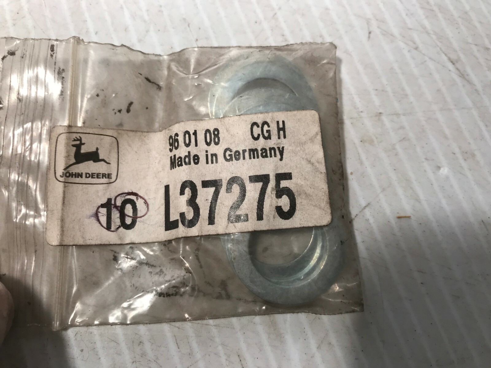 L37275  GENUINE John Deere WASHER    QTY of 2 Washers