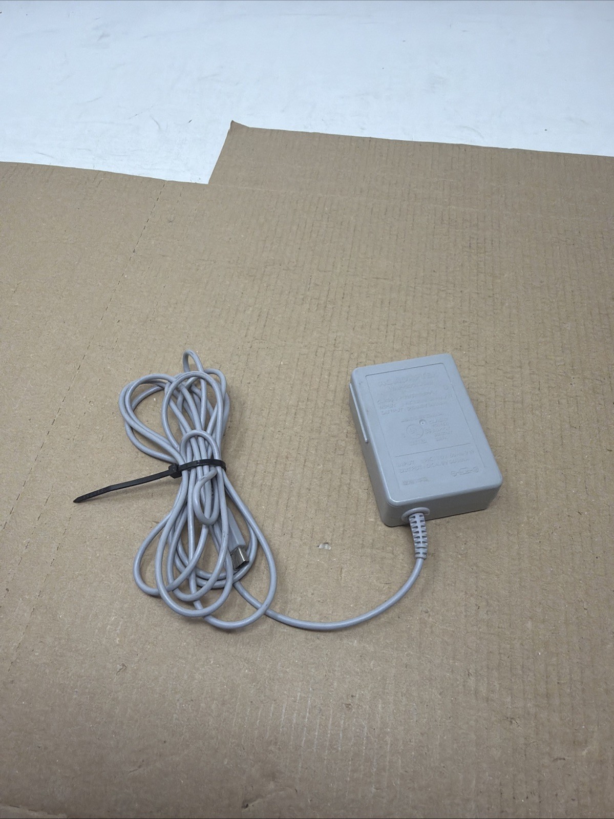 Official Nintendo OEM Wall Charger AC Adapter WAP-002 Nintendo 3DS, 3DS, 2DS DSi