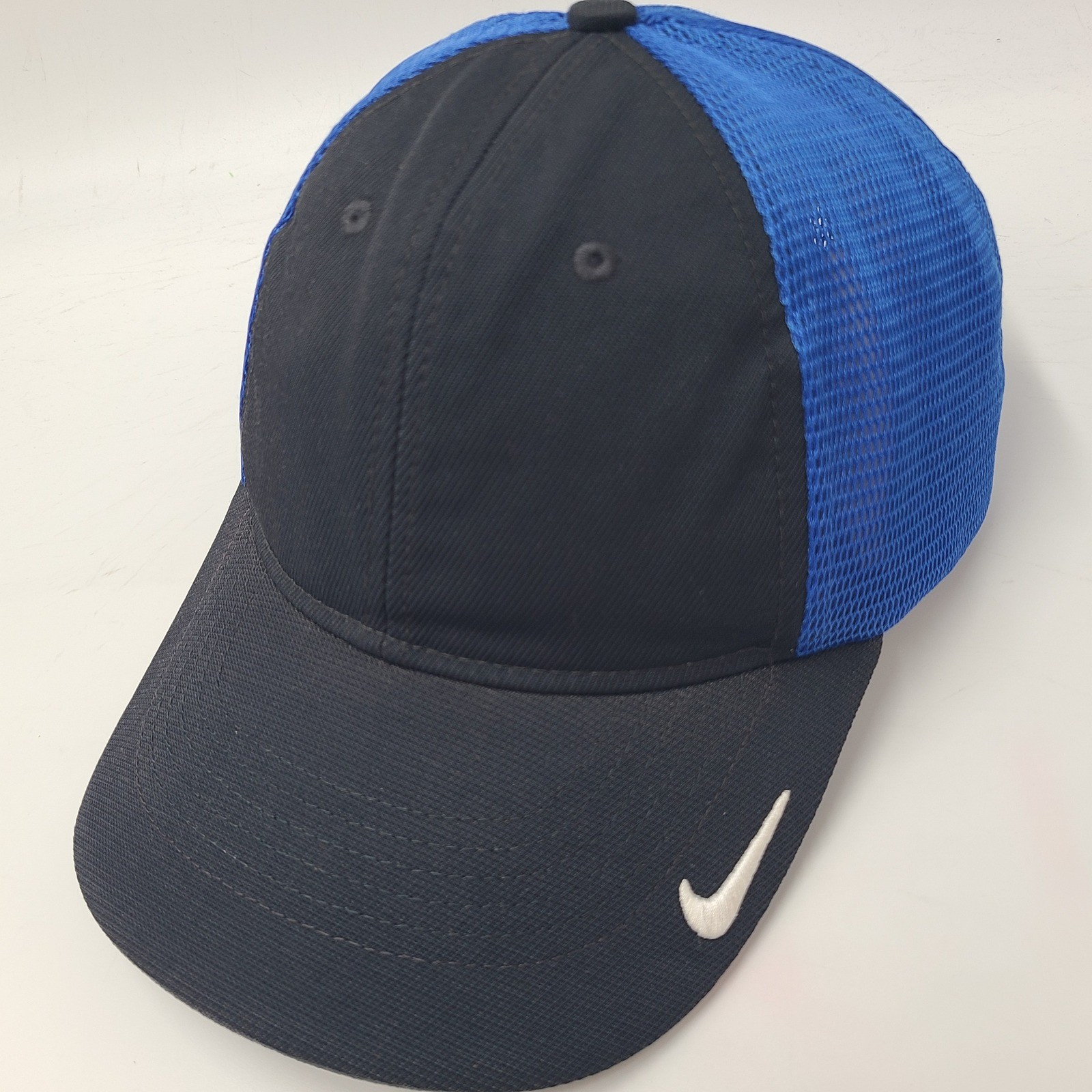 Nike Hat Fitted (Seems M-L) Trucker Mesh Black Blue Nike Golf Swoosh Logo Men