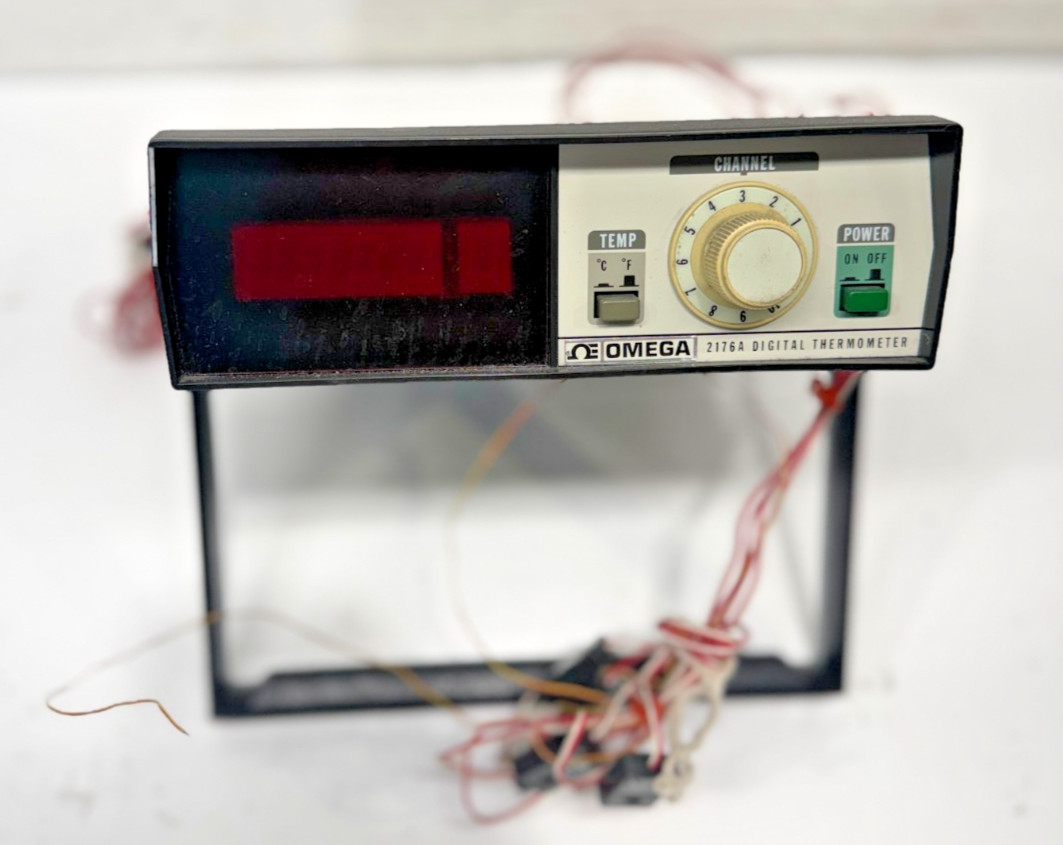 Omega - 2176A - Digital Thermometer