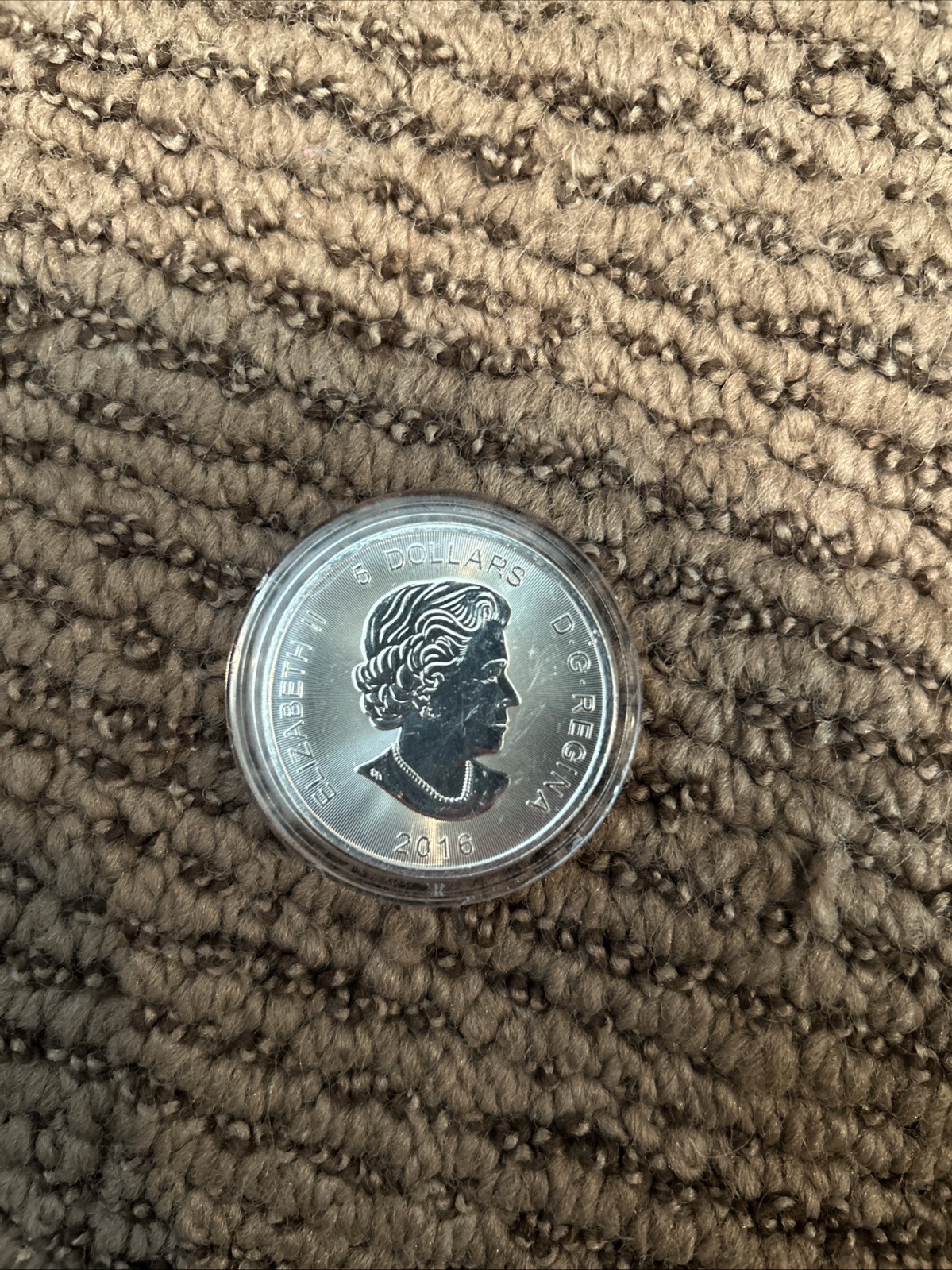 Rare 2016 Queen Elizabeth 5 Dollar Coin