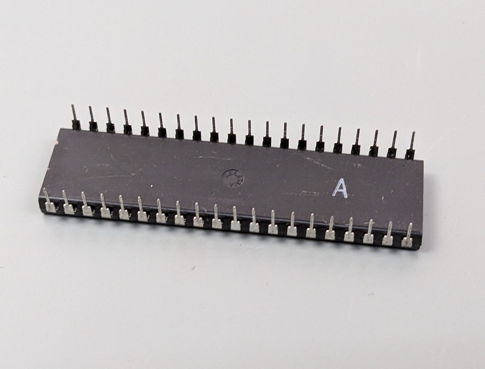 Harris D3-6402-9 UART IC