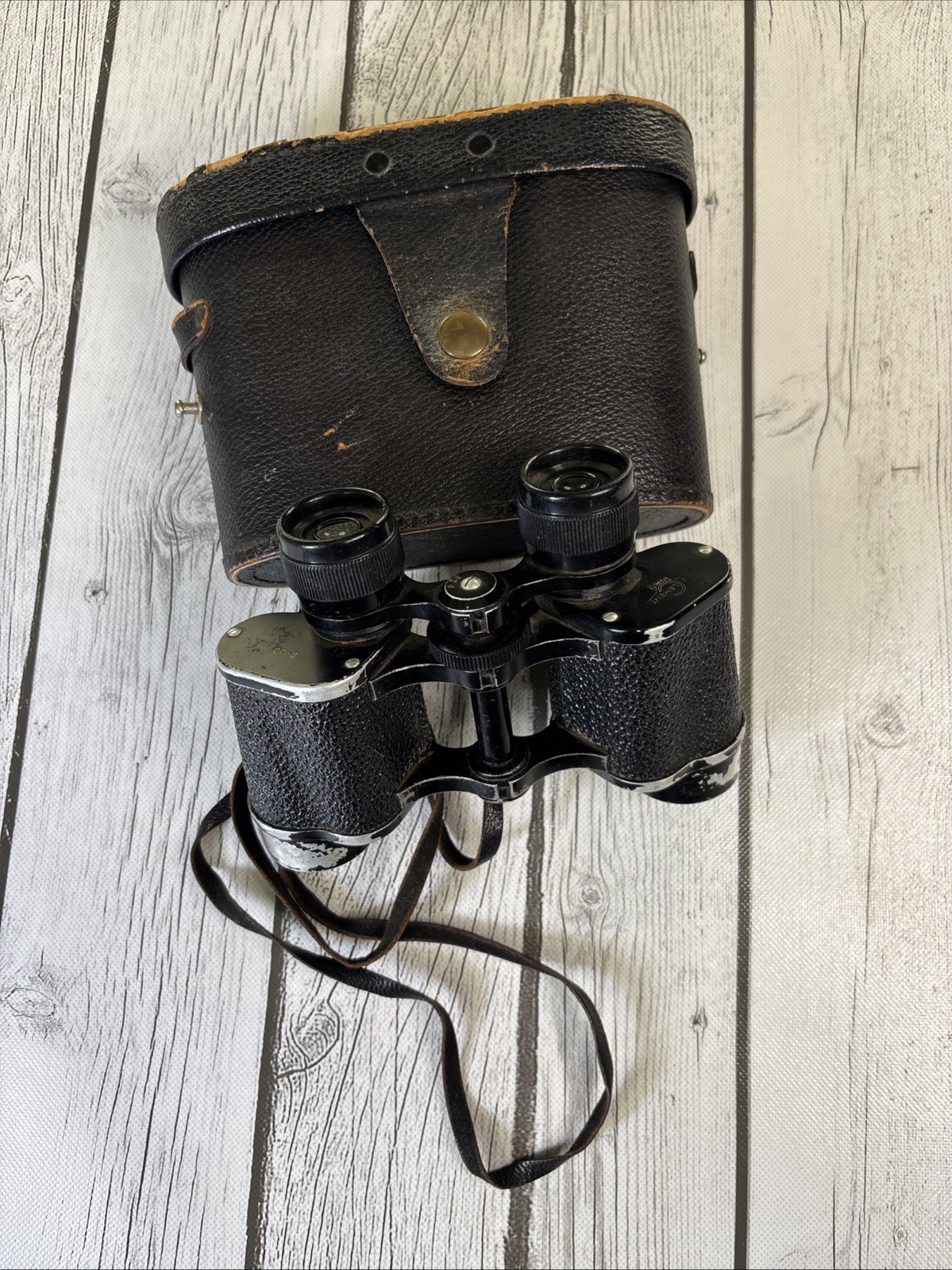 Vintage H.V. CLEMENT PARIS 8x30 Binoculars w/case made in France.