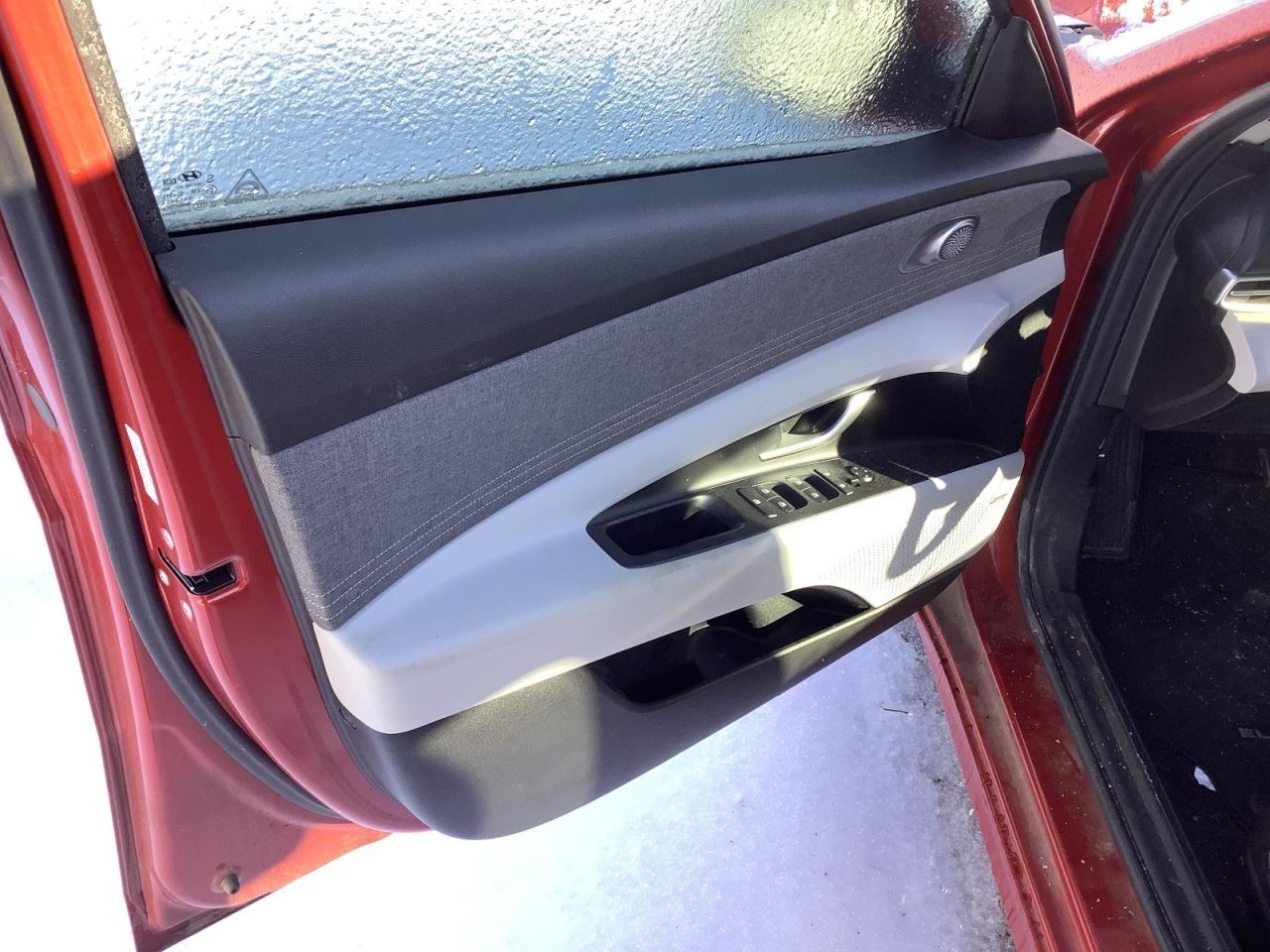 ELANTRA 2021 Glove Box 4938086