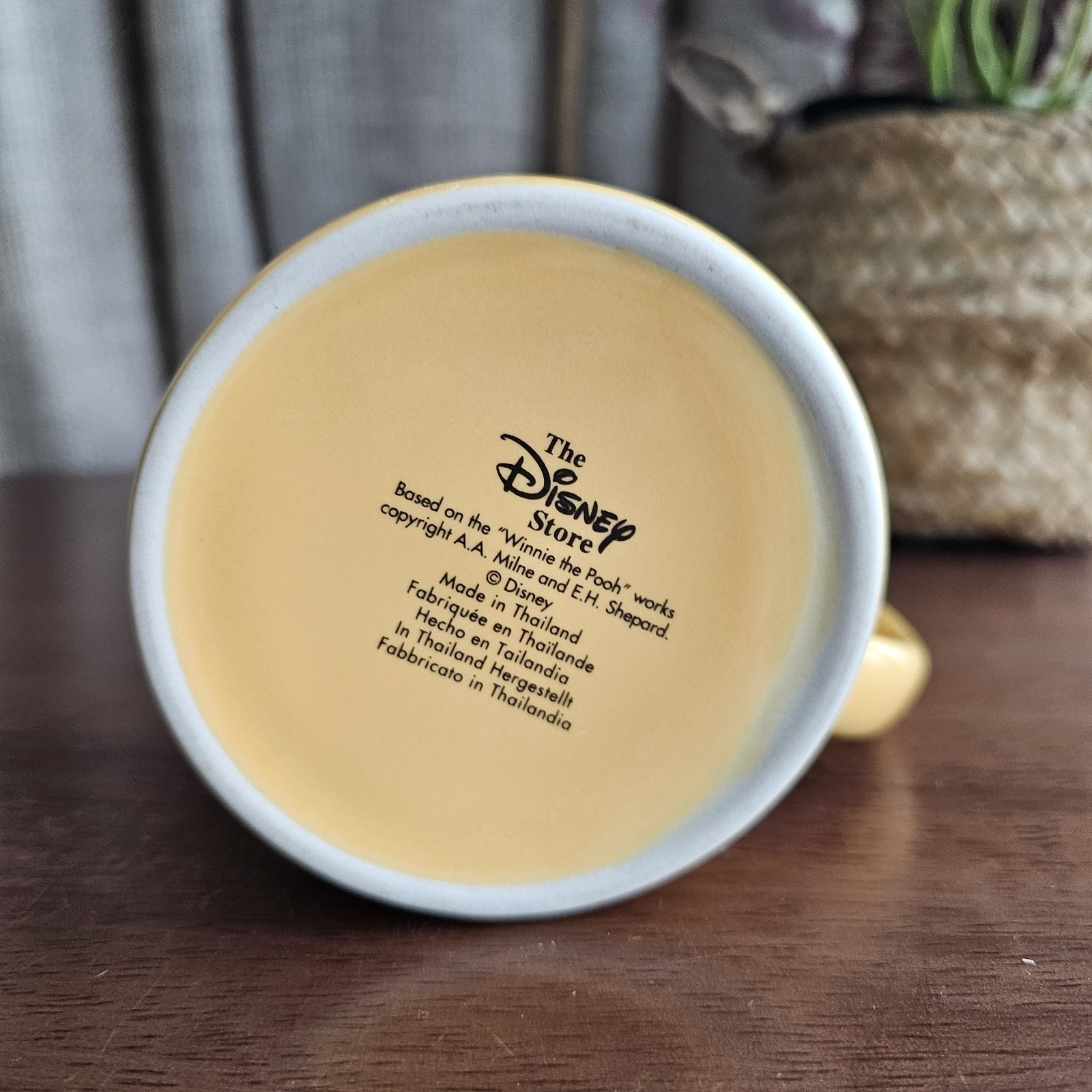Disney Store Chunky Mug Winnie The Pooh Official 3D Raised Pattern Large