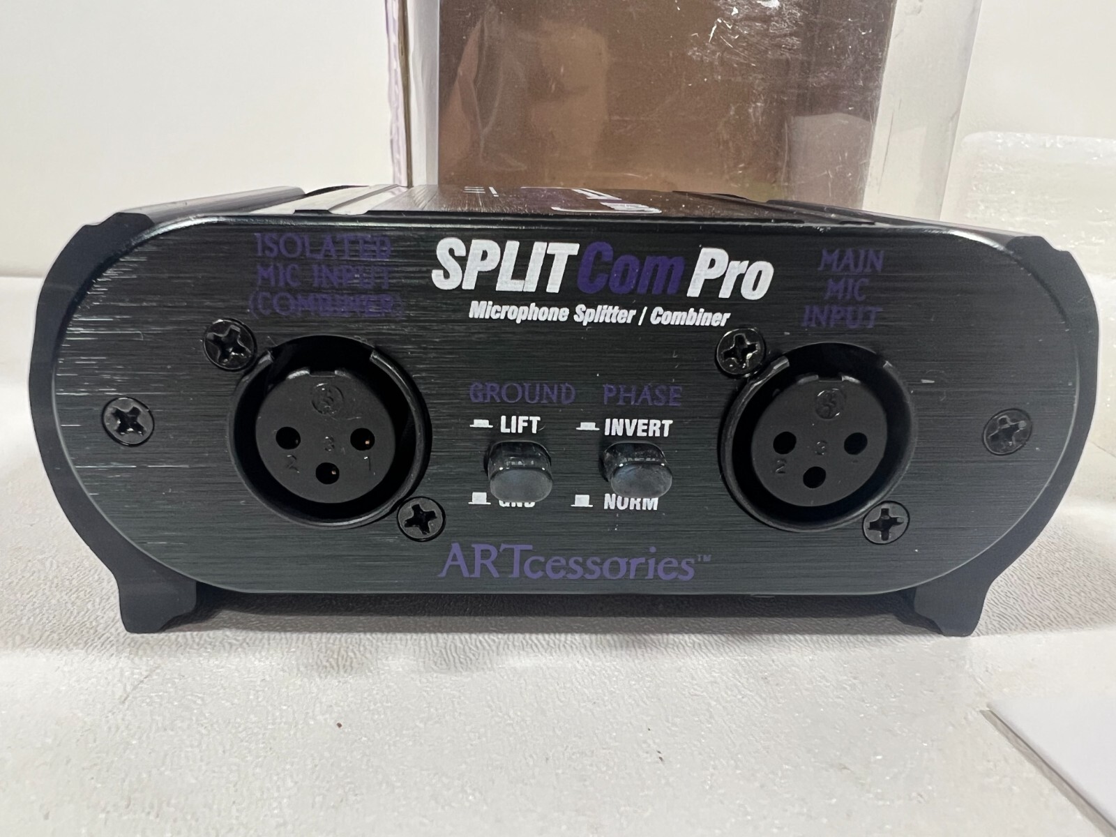 Art SPLITCOMPRO Two-way Mic Splitter/Combiner Isolated XLR mic Inp 7 Out