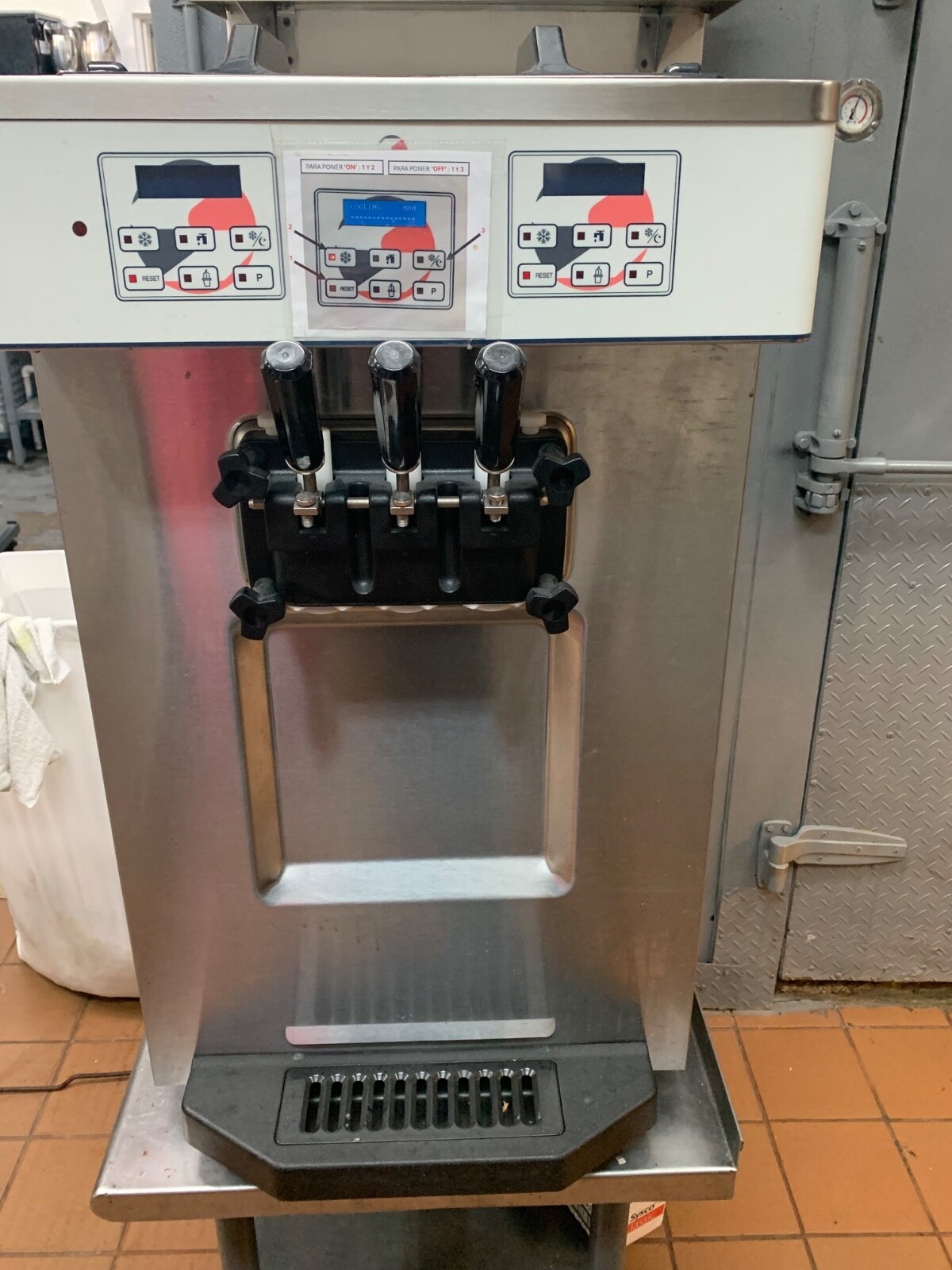 Soft Serve Countertop Ice Cream Machine Single Phase,Air cool