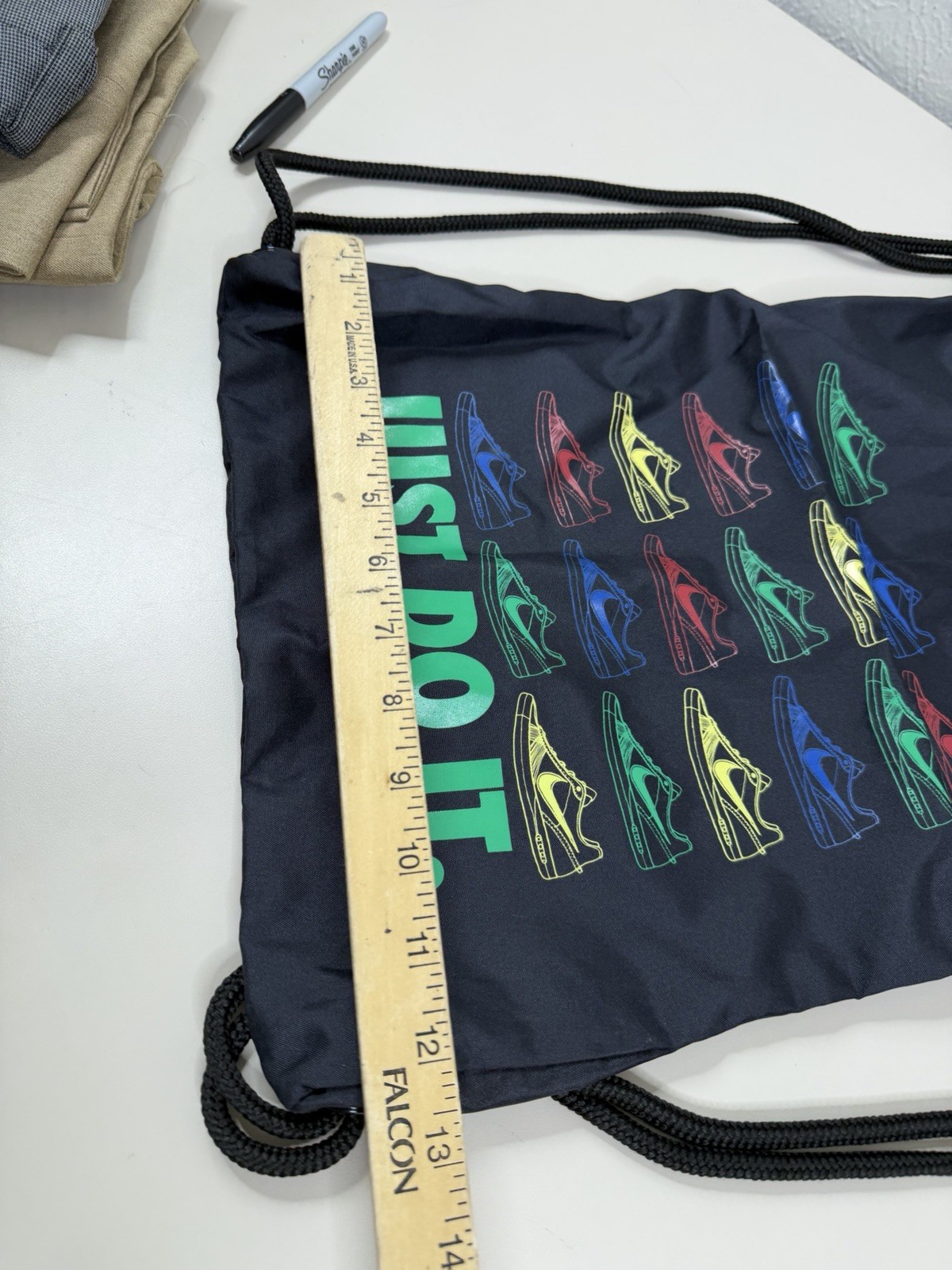 Nike Bag Drawstring Unisex 12x16 Cinch AF1 Just do it Sneaker Appears Unused EUC