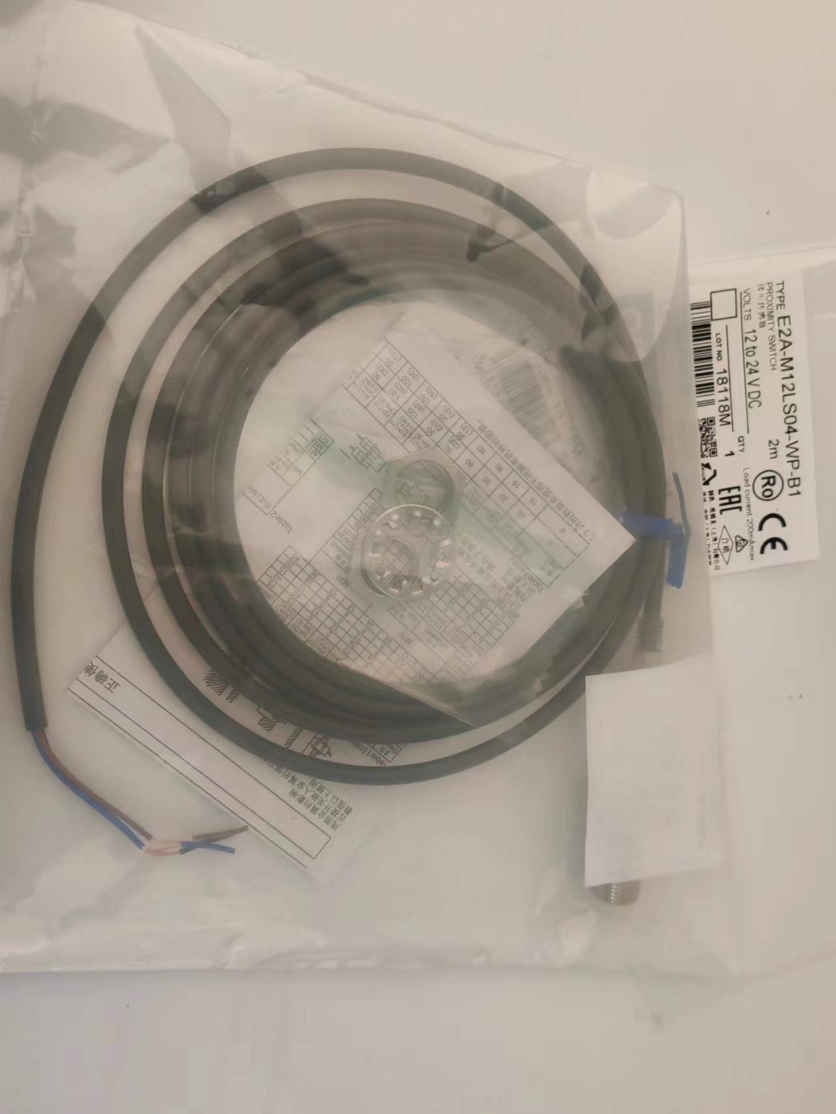 1pcs New For Omron E2A-M12LS04-WP-B1 Inductive Proximity Sensor -