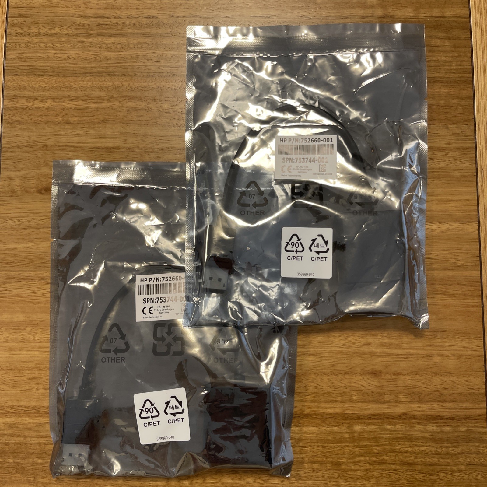 2 x HP DisplayPort to Single Link DVI Adapter HP P/N: 752660-001