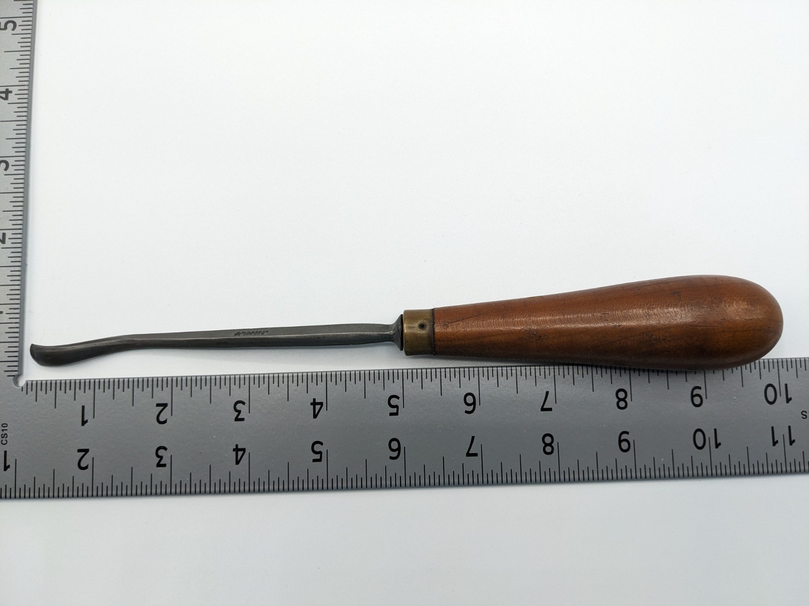 19th‑century S.J. Addis hook carving knife, pattern No. 27