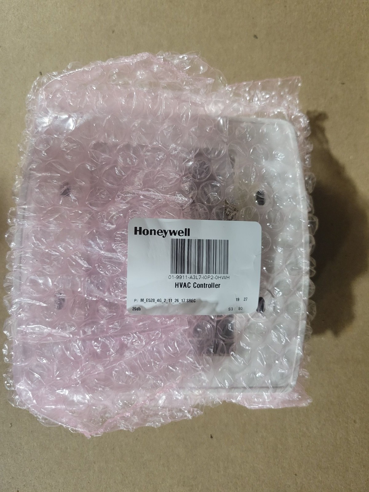 Honeywell INNCOM E528 Smart Thermostat with Motion Sensor and ESM