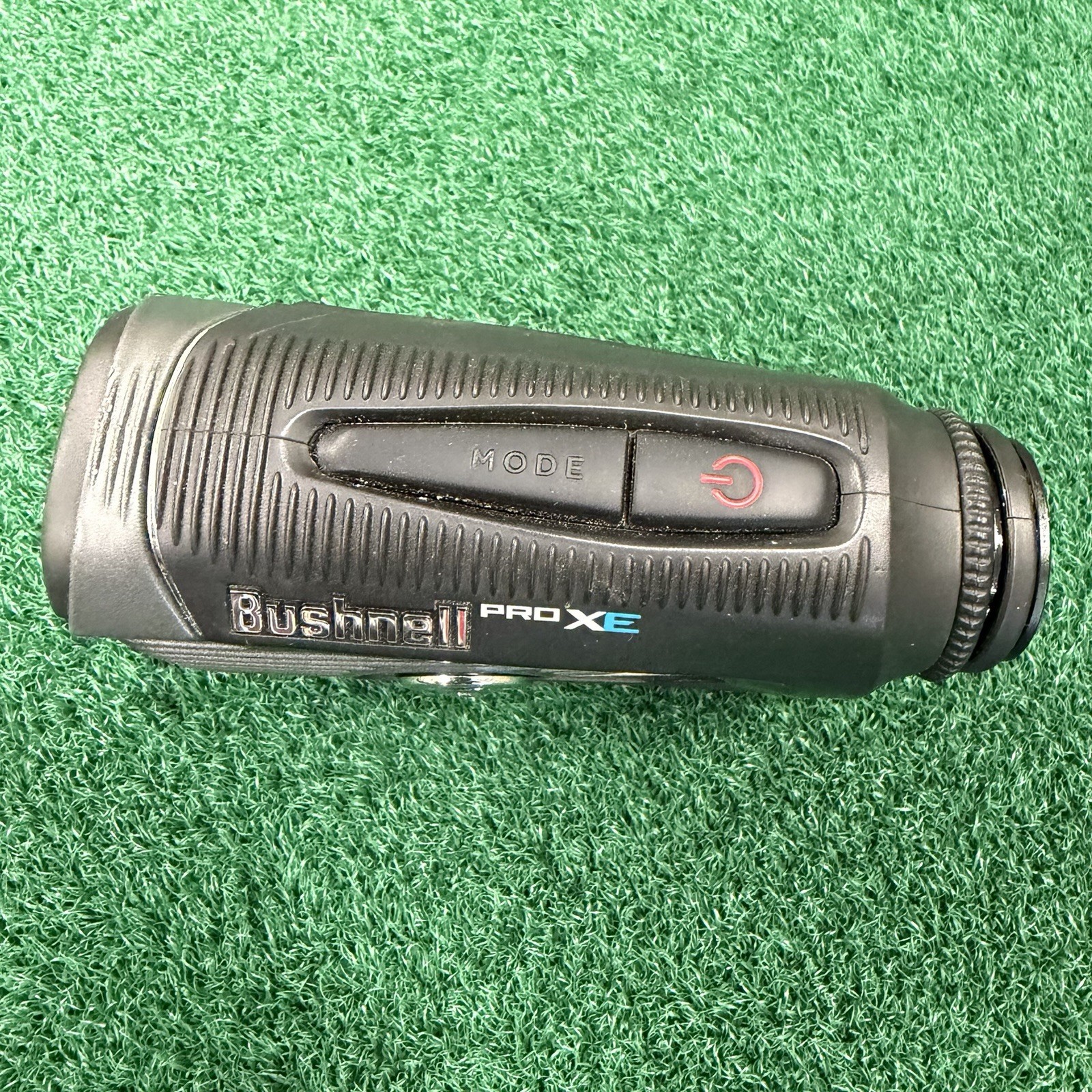 Bushnell Pro XE Golf Laser Rangefinder with slope- Black/Silver