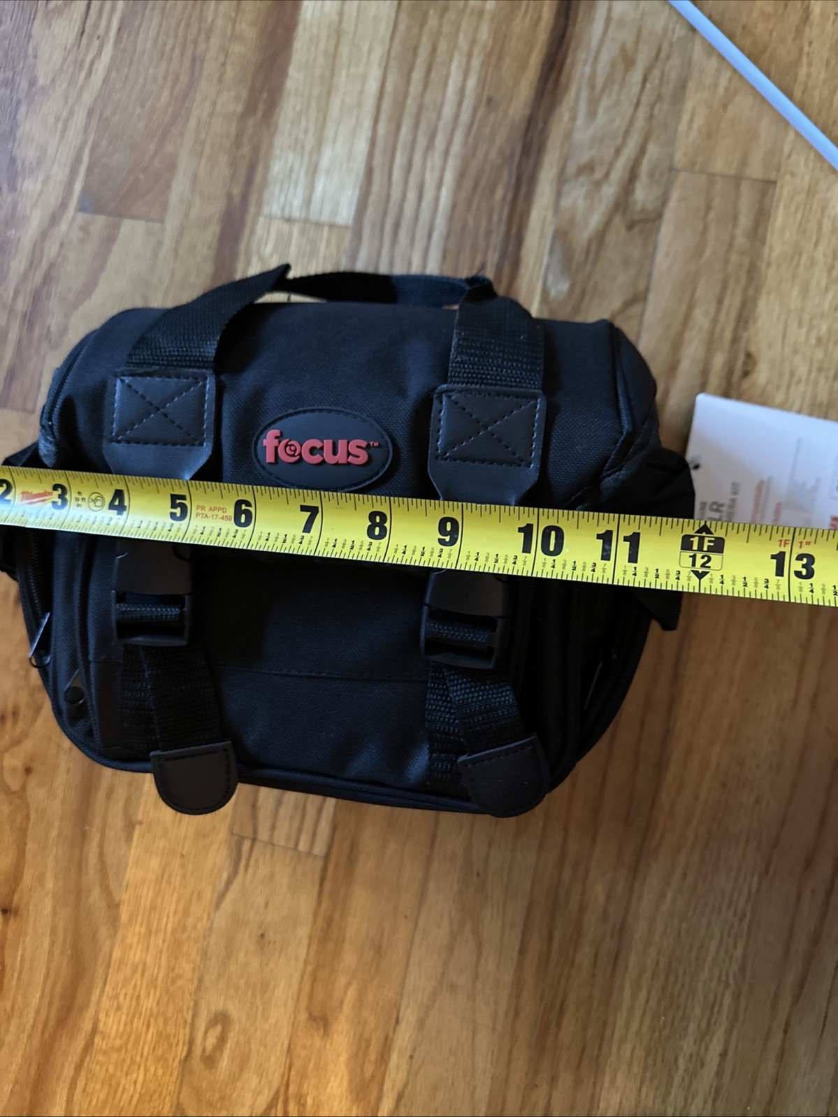 Focus Deluxe SLR Accessory Kit Black Soft Shell Camera Bag Cleaning Kit New.