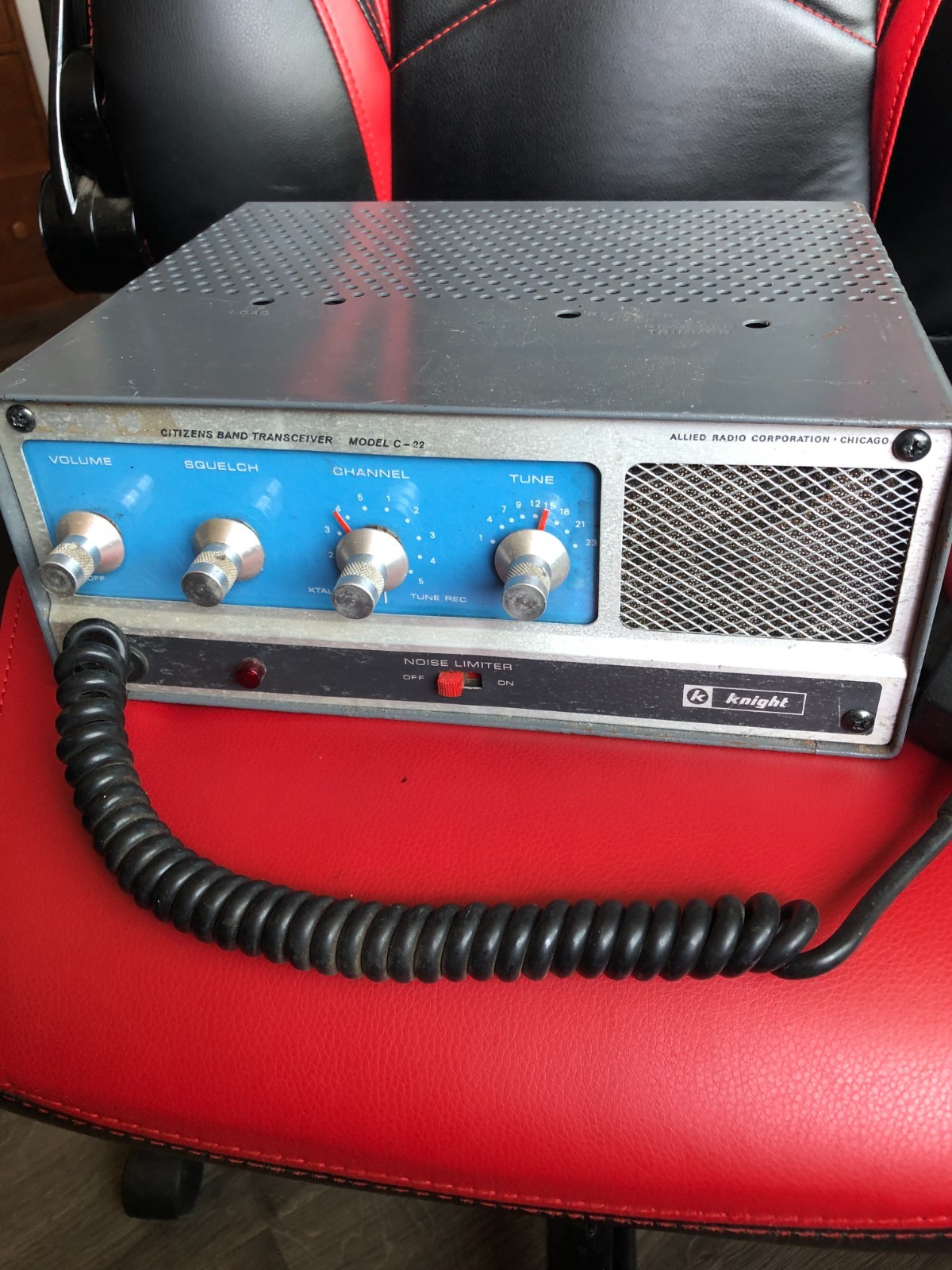 Vintage Knight C-22  Citizens Band Transceiver CB Radio Allied Radio Corporation
