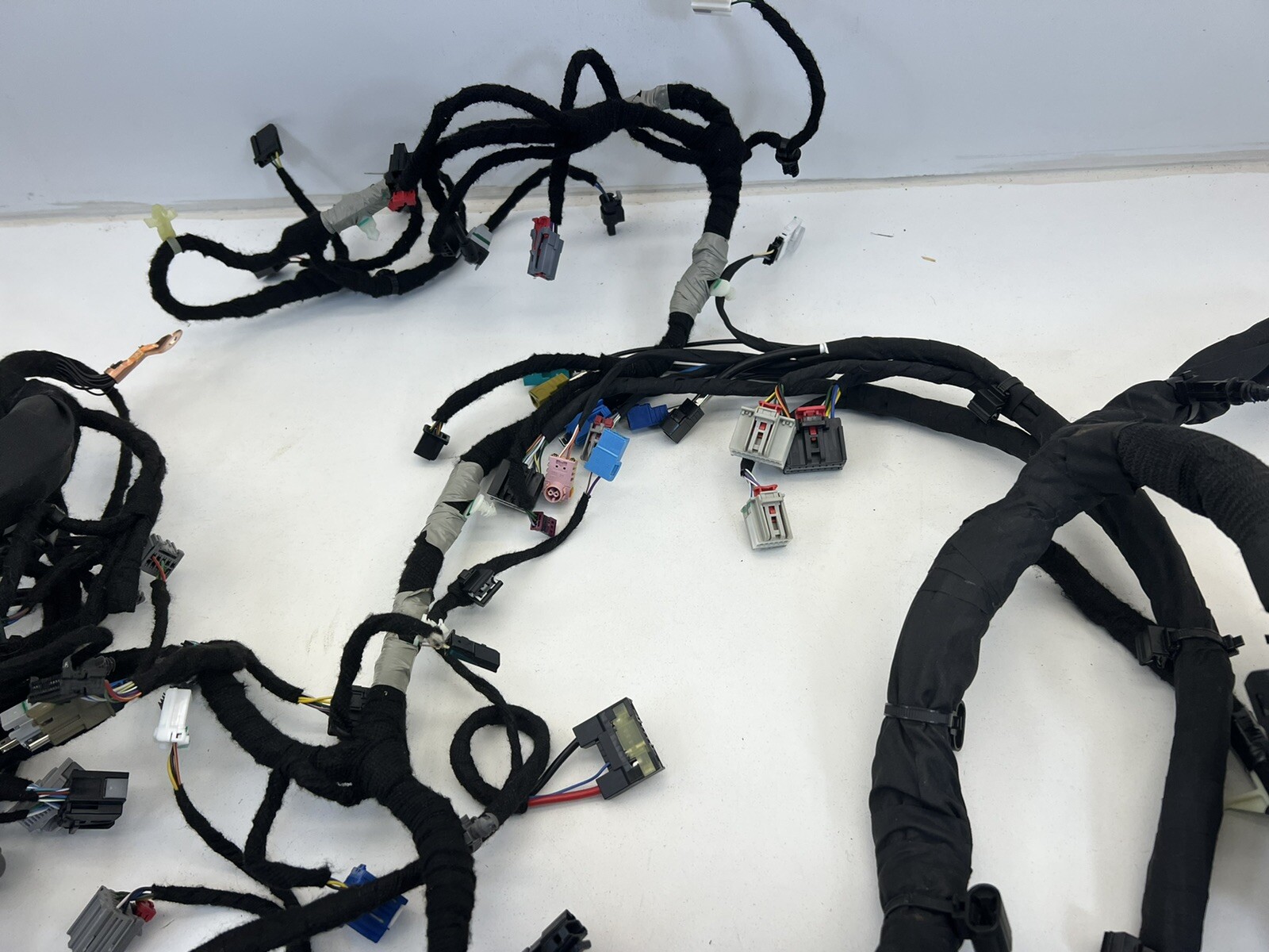 2019 Buick Envision Dashboard Instrument Dash Panel Wire Harnessa OEM.