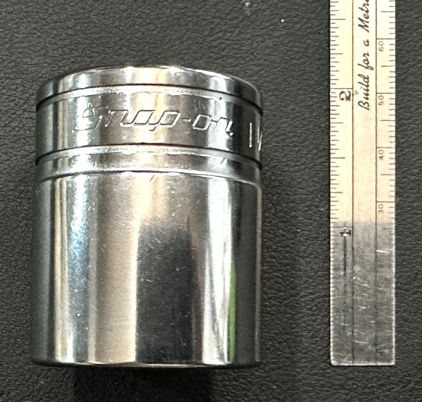 SNAP ON  SW361  1/2" Drive 12-Point SAE 1-1/8" Flank Drive® Shallow Socket  USA