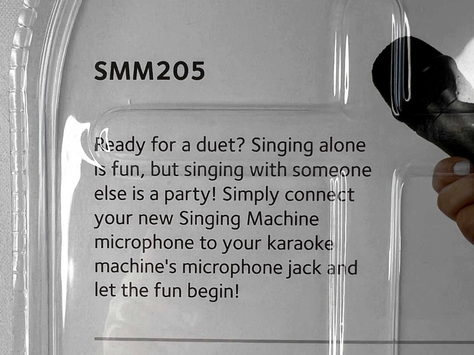 Singing Machine Unidirectional Dynamic Karaoke Microphone + Adapter - SMM205 NEW