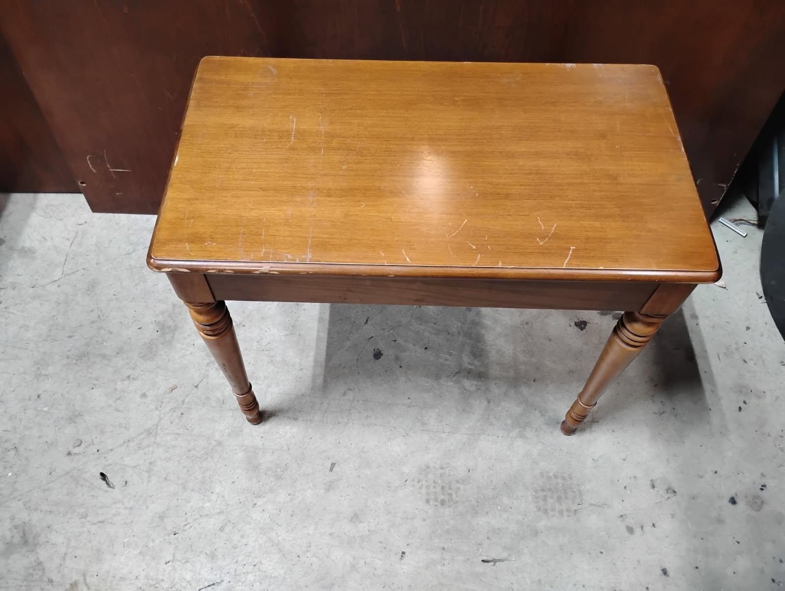 Vintage Organ Bench! Measures 26in W x 22in T x 14in D! MAKE OFFER!