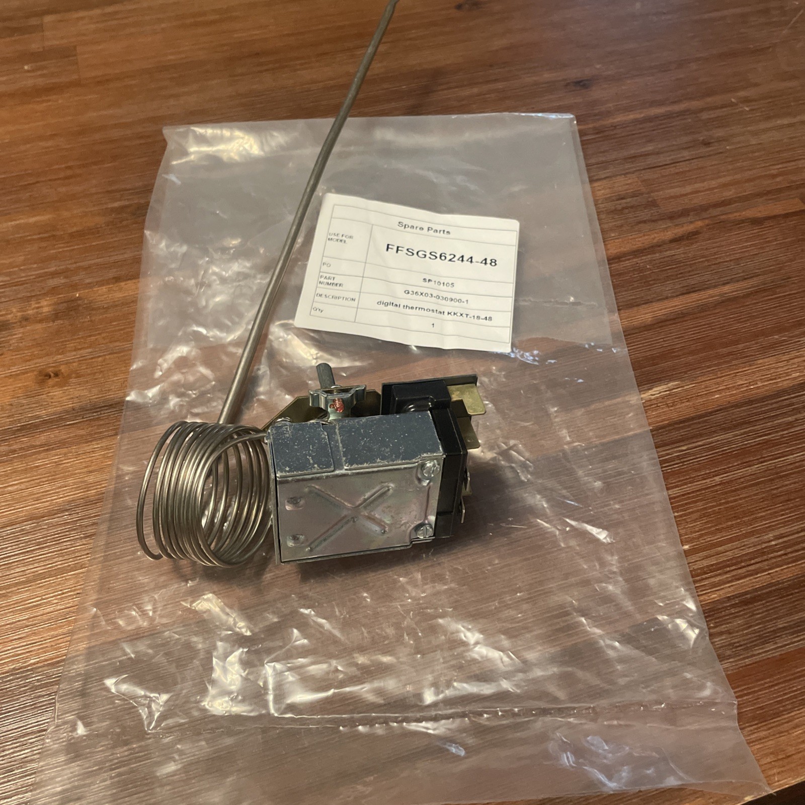 KKXT-18-48 G36X03-030900-1 OEM Digital Thermostat BRAND NEW