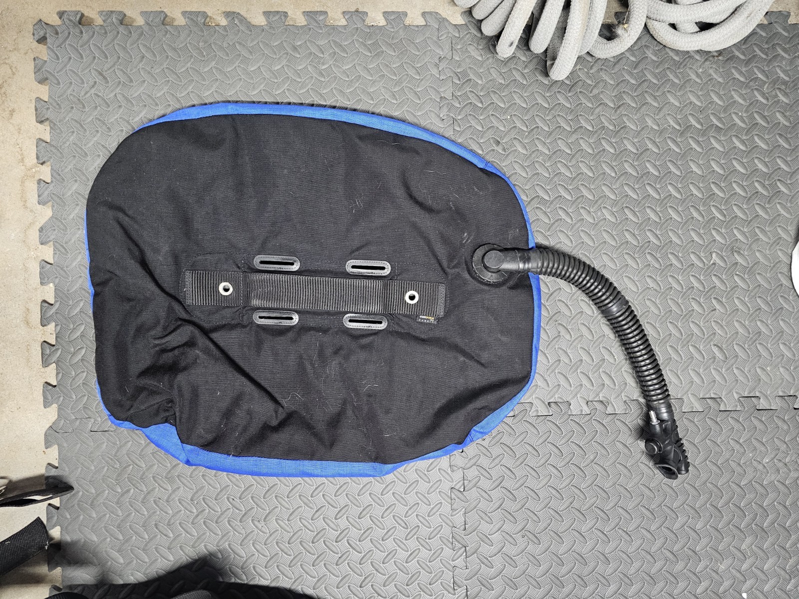 Sub Gravity Paragon Backplate And Wing