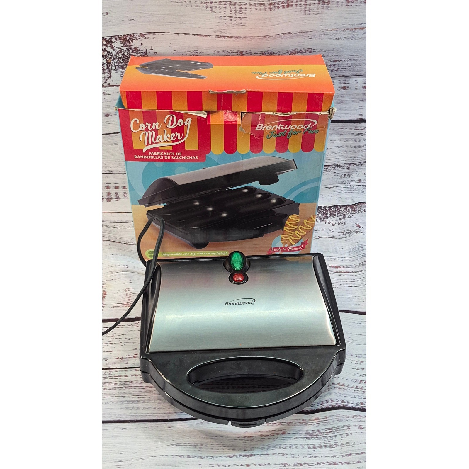 Brentwood TS-601S Mini Corn Dog Maker Machine Stainless Steel Black 6 Capacity