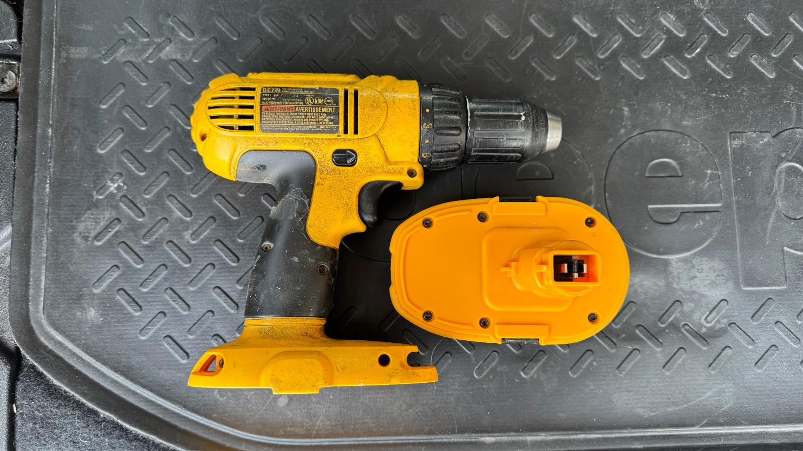 DeWalt 18V Cordless Drill Lot
