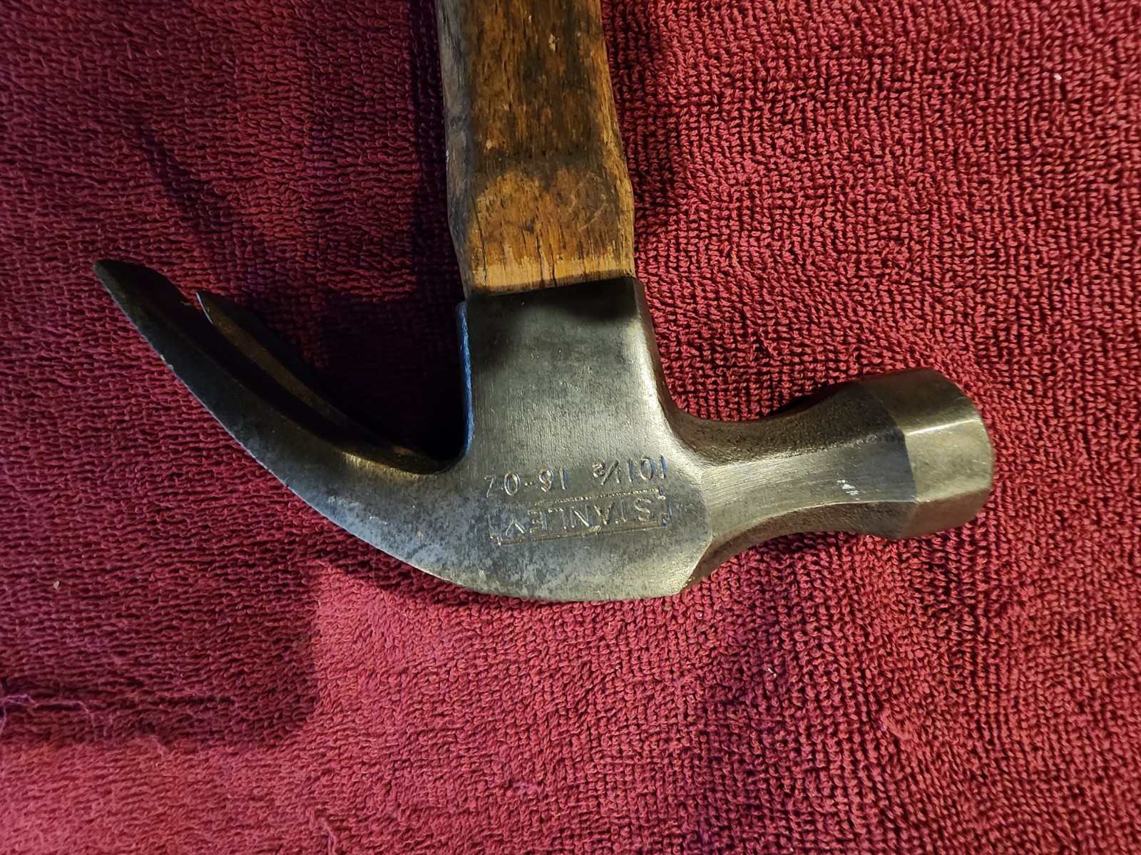 Vintage Stanley #101-1/2 16 oz Claw Hammer, Octagonal Handle