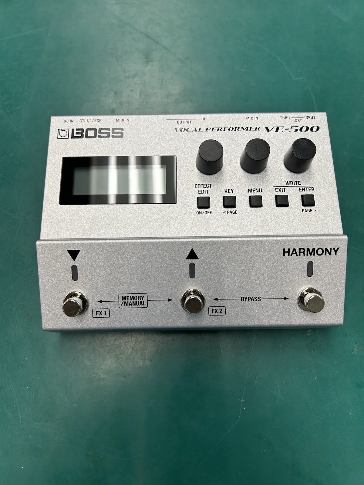 BOSS VE-500 Vocal Performer Harmonizer Pitch Correction Multi-Effects Pedal