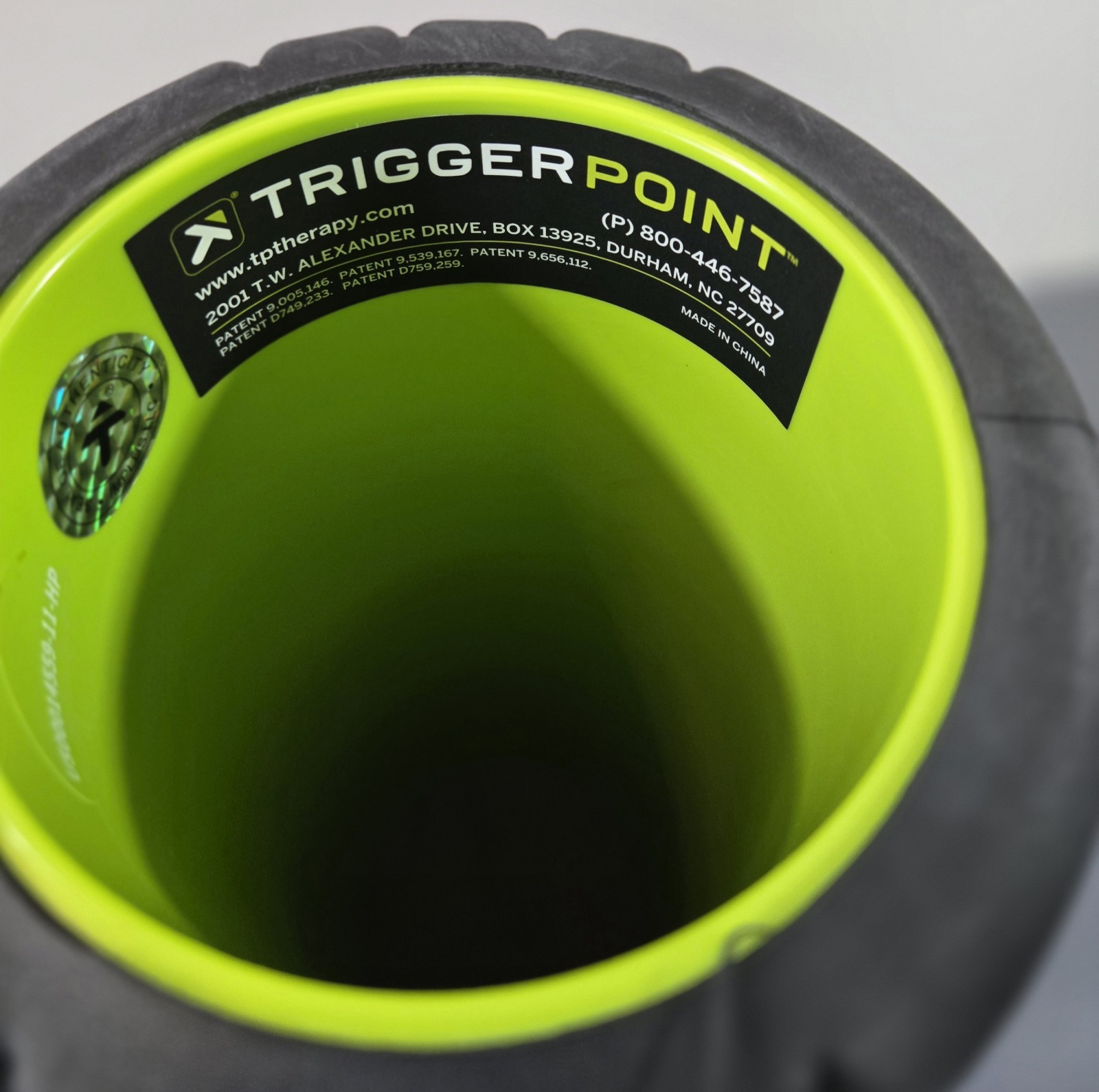 TriggerPoint Grid Foam Massage Roller Black 13 Inch New In Box