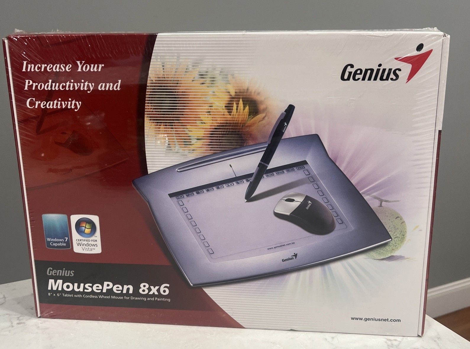 Genius MousePen 8x6-Inch Graphic Tablet W/Cordless Wheel Mouse Windows 7 Mac