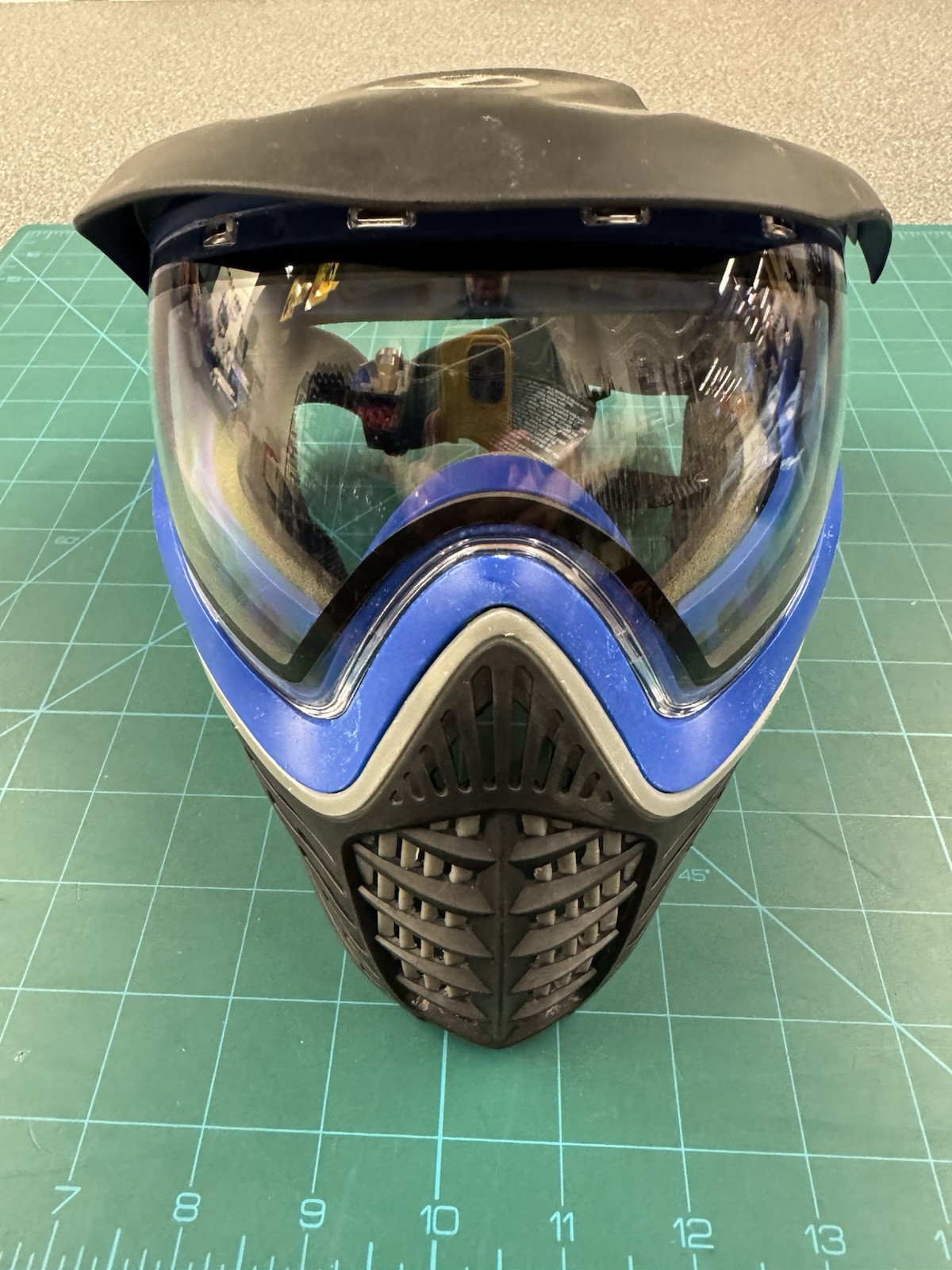 Virtue VIO goggle. 100% complete. Rare!